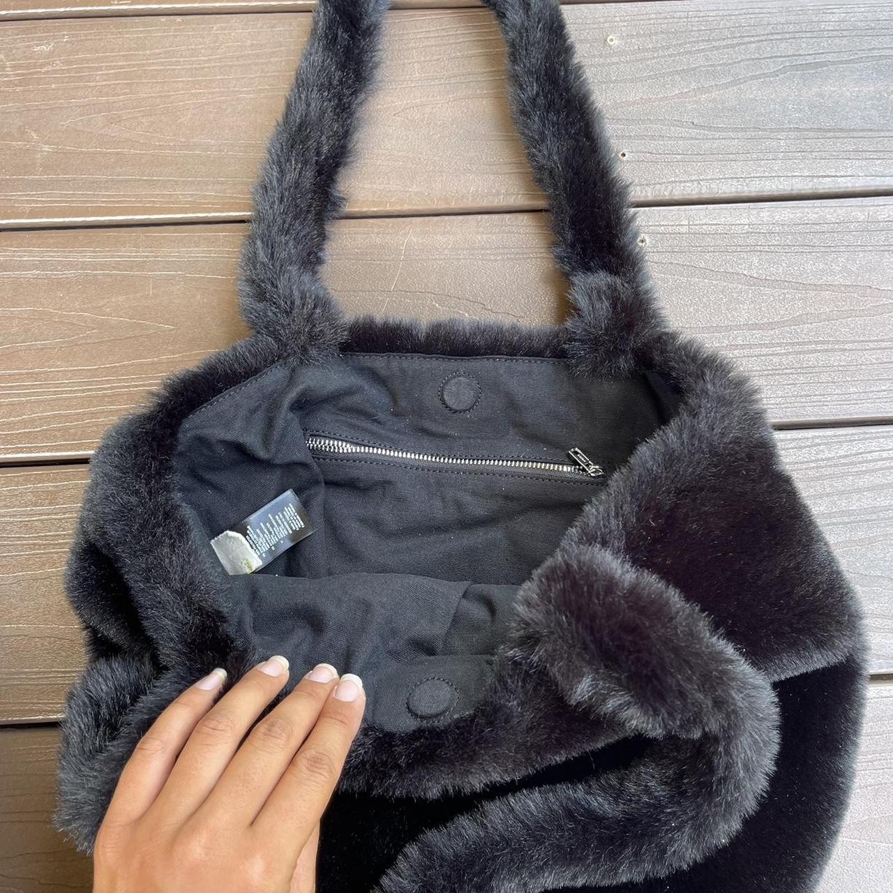 Brandy Melville fluffy black bag brandymelville