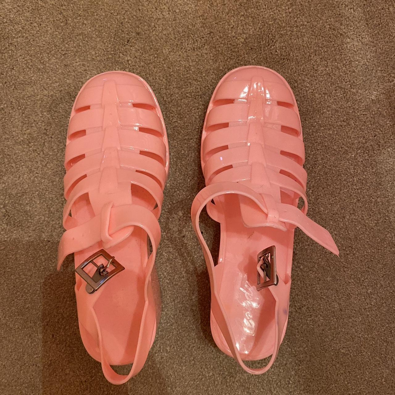 Bright pink jelly sandals with chunky heel Slight... - Depop