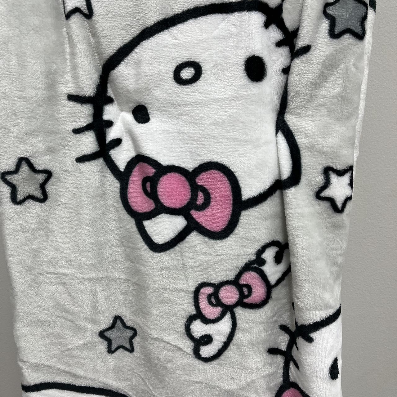 Hello kitty plush blanket Brand New with Tags... Depop