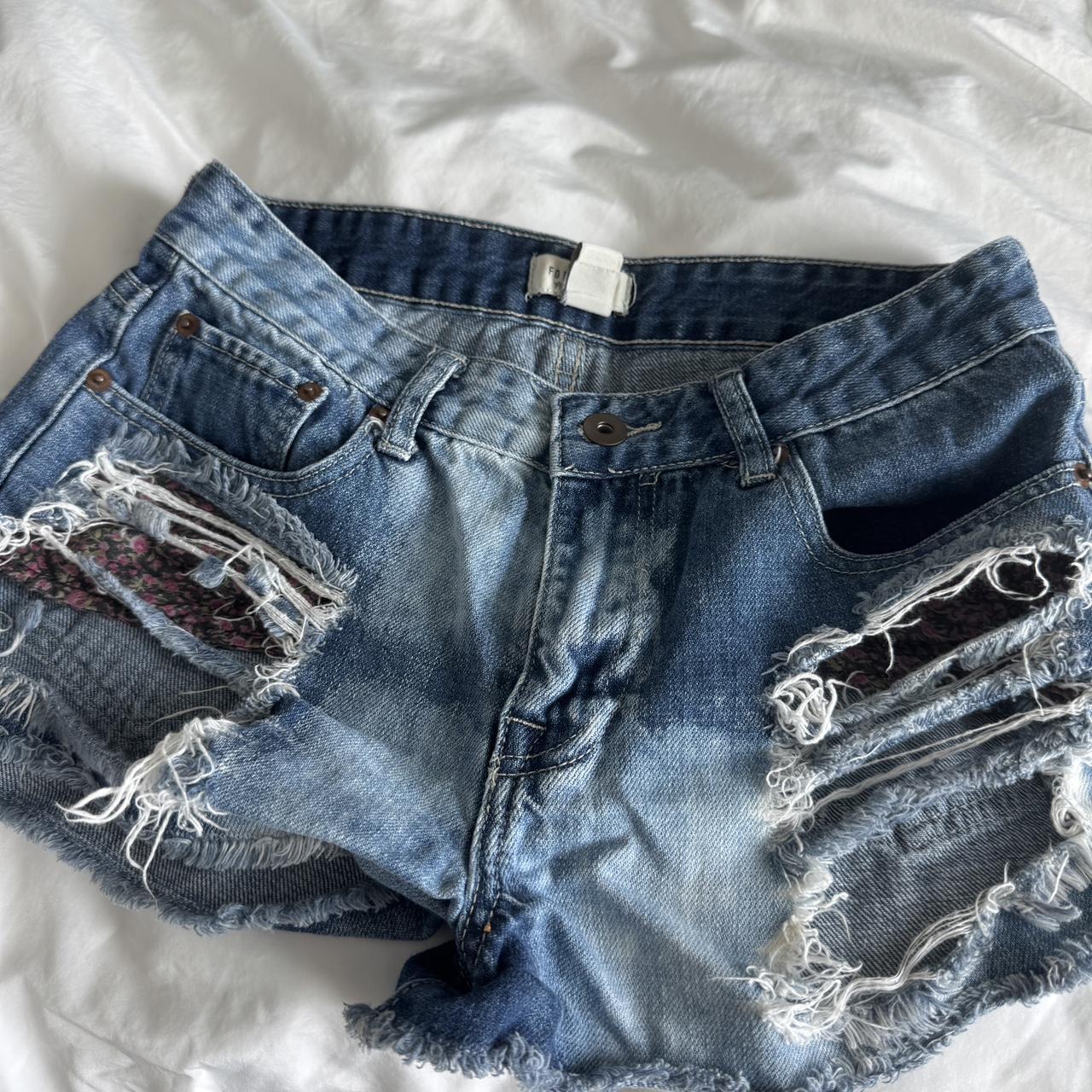 item listed by florenzacampos