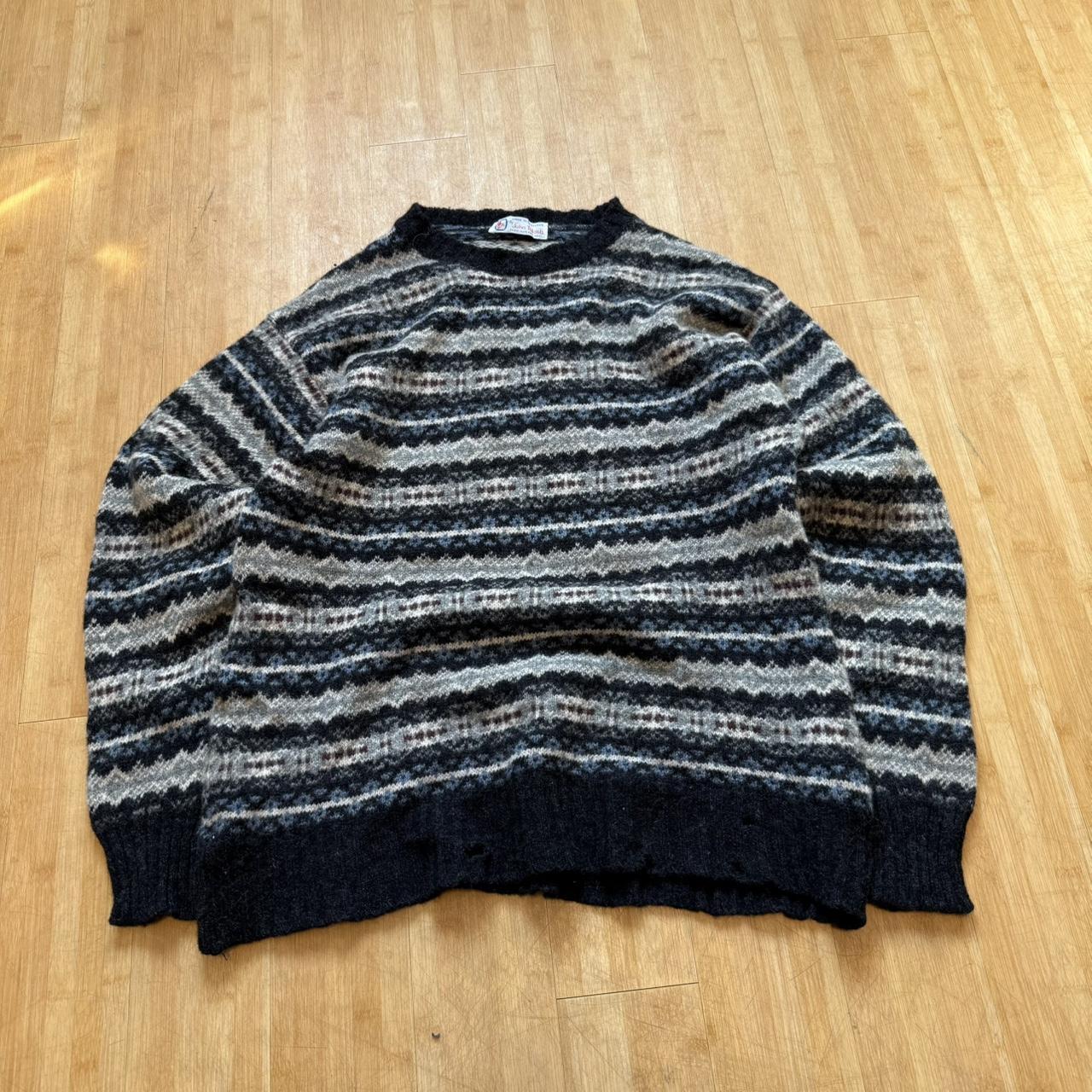 Men's Sweater - Black/Multi - M – Navy and grey s… - image 2