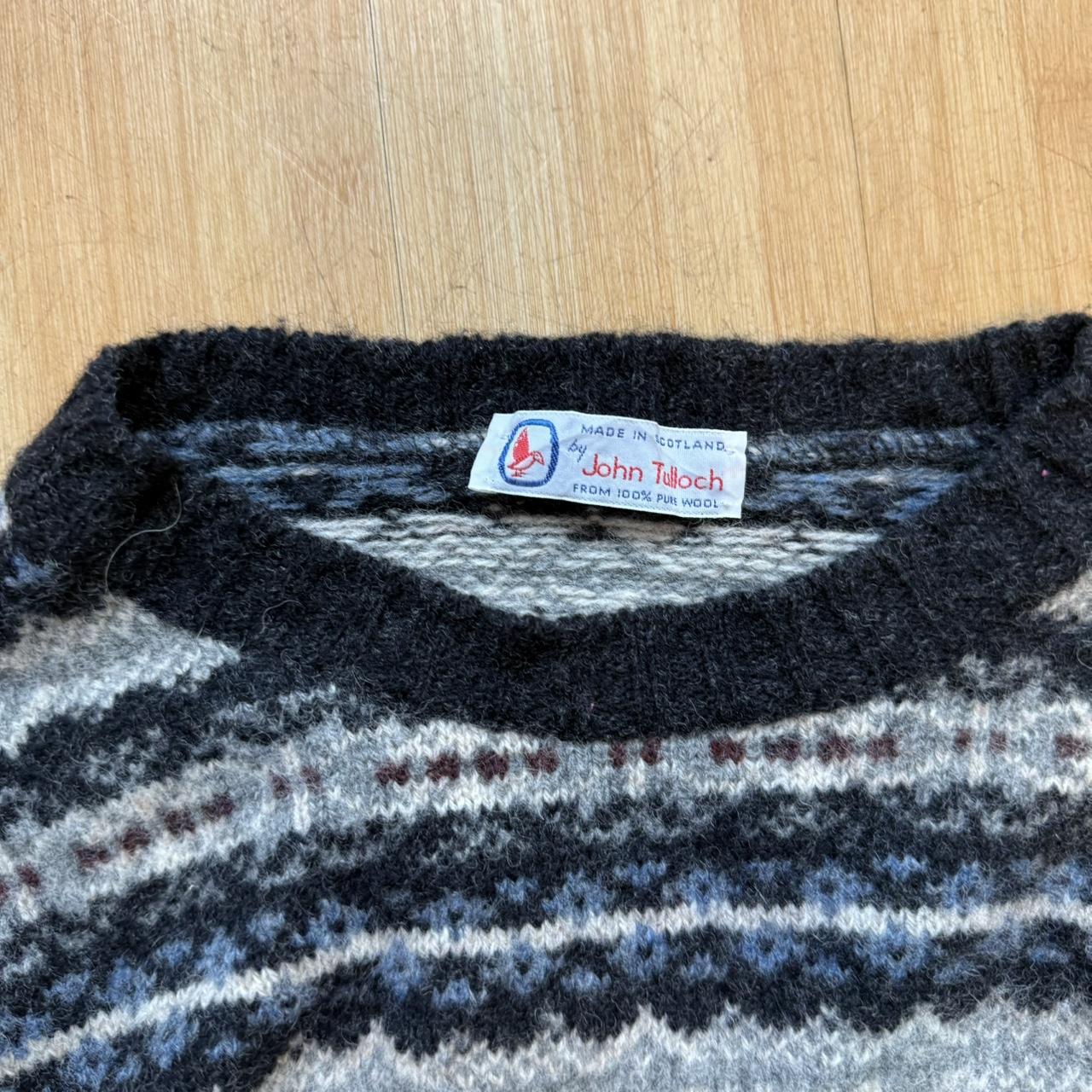 Men's Sweater - Black/Multi - M – Navy and grey s… - image 4