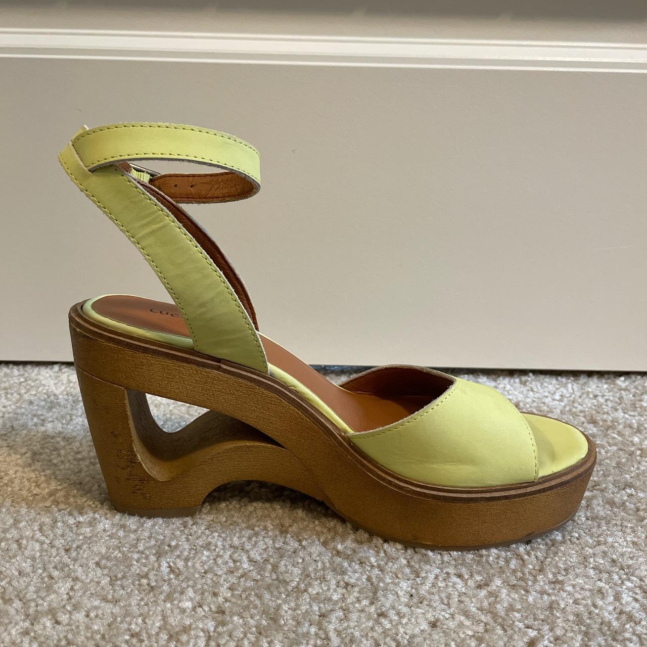 Lucky Brand Women's Wyndin Sculpted Wedge - Depop