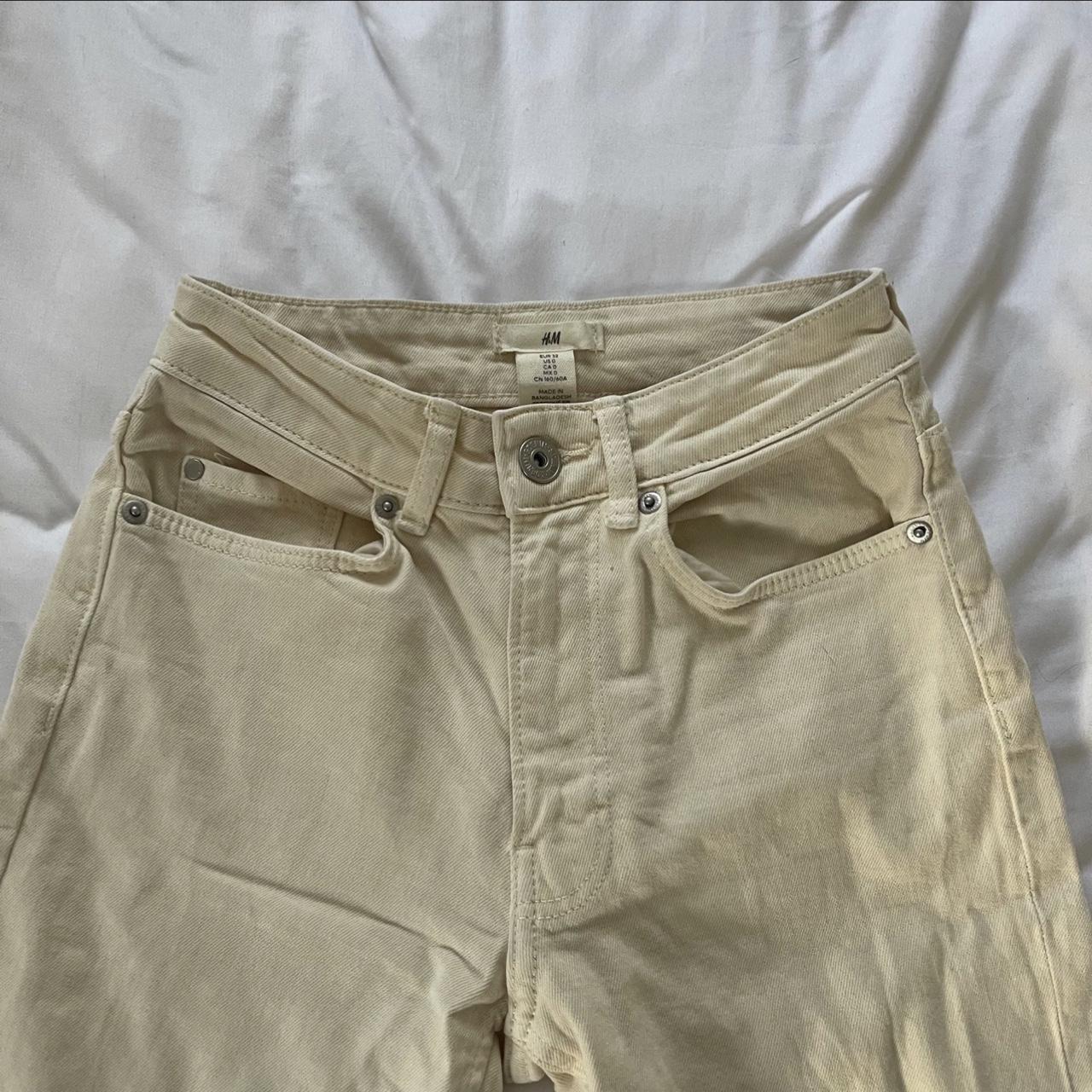 H&M cream ankle pants Fits great on waist but a... Depop