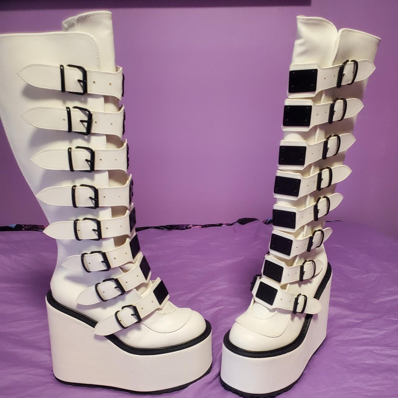 Demonia Tongue Twizt Trinity Boots cuz you