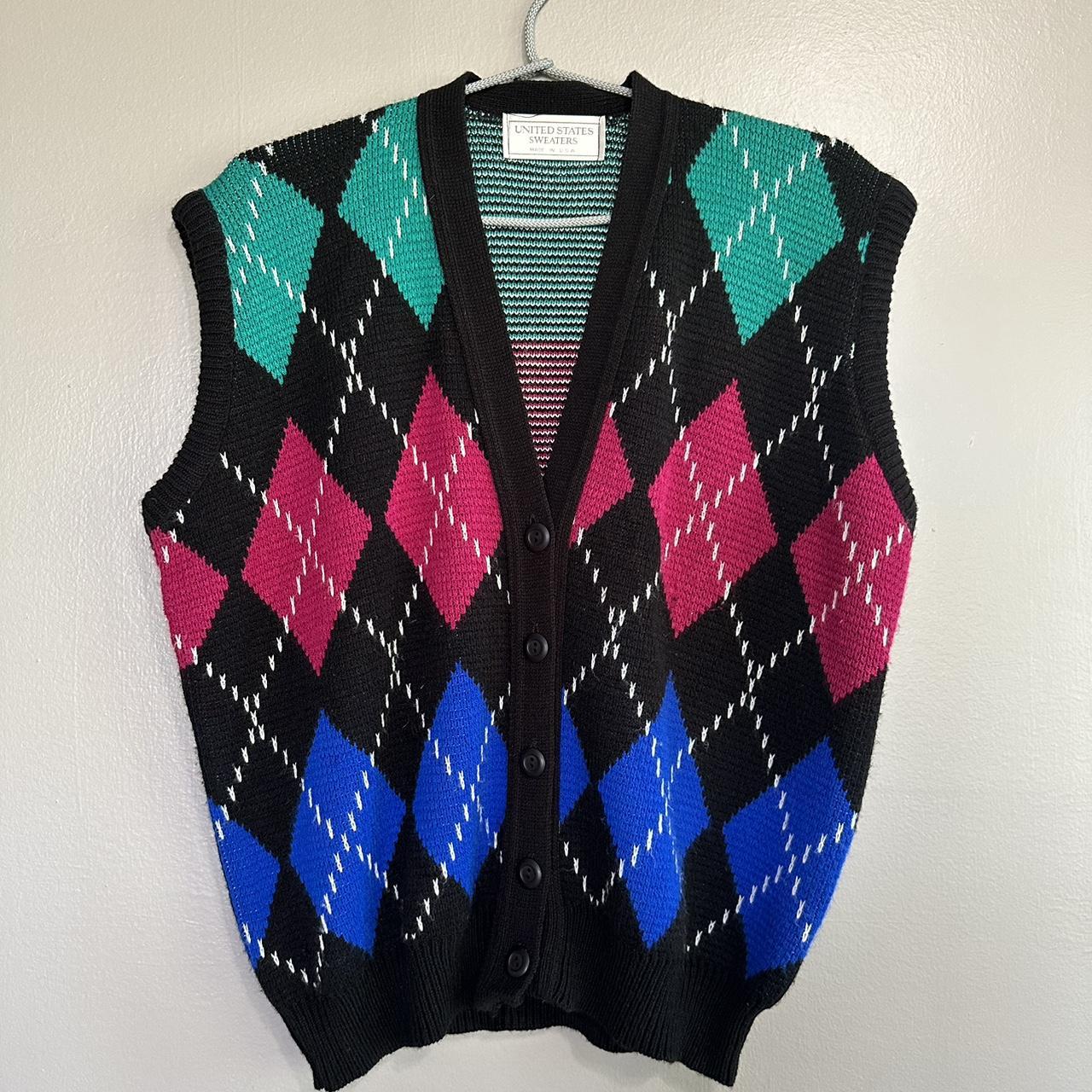 Vintage Argyle Sweater Vest Size: L Material: Depop