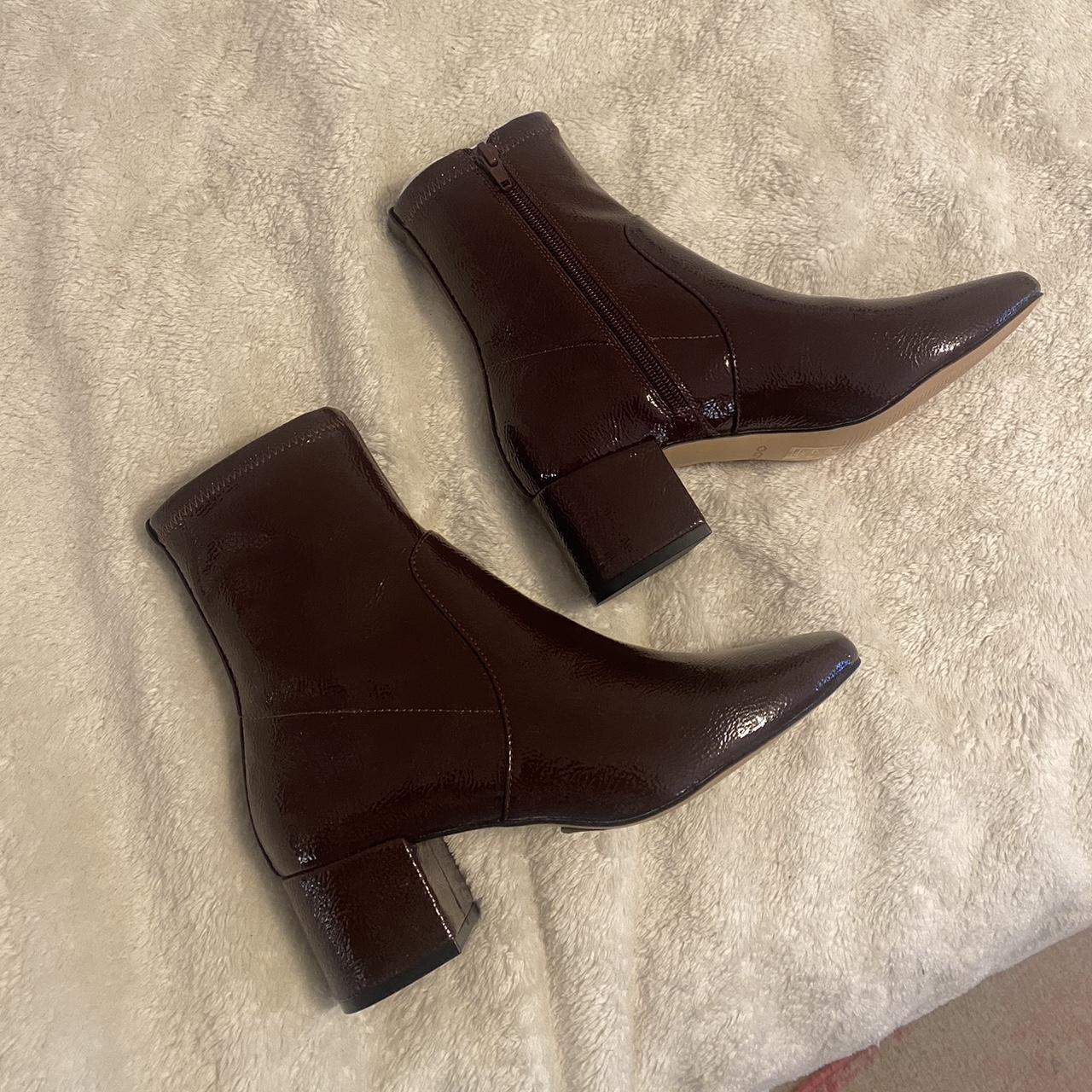 chocolate brown booties. never worn 🍒 Depop