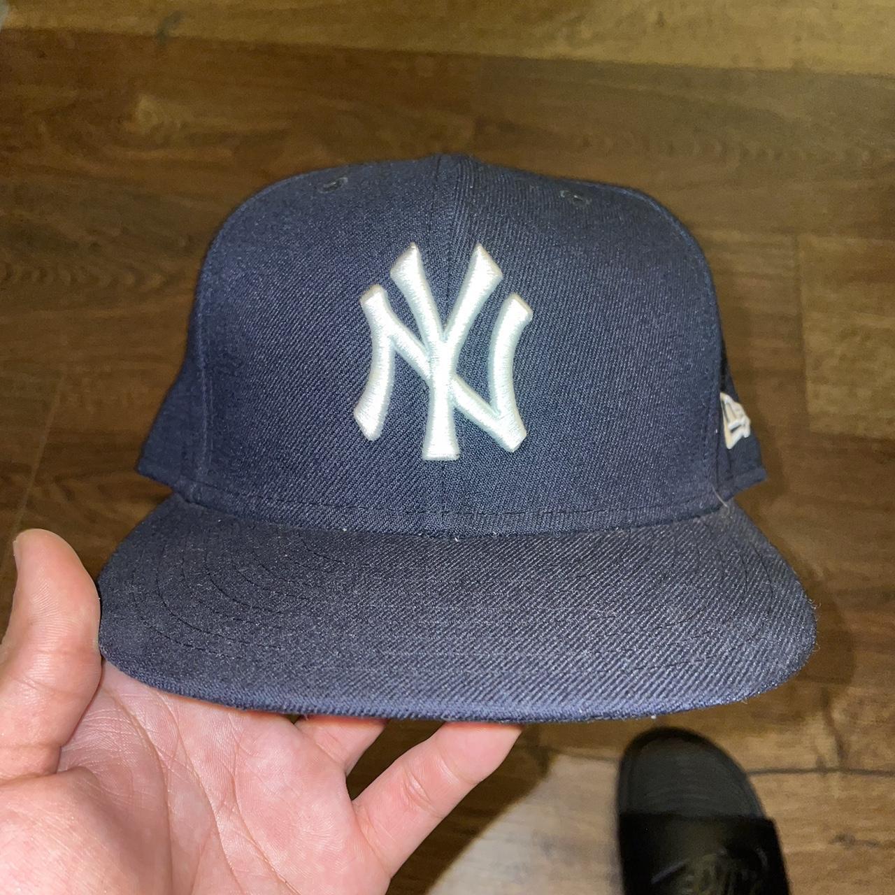 Leather and wool New York Yankees BLACK and gold Hat - Depop