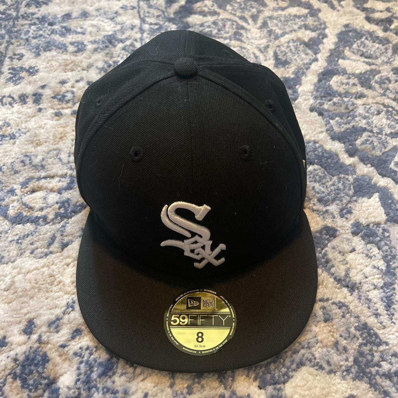 Authentic new era Chicago white Sox fitted. Fits my - Depop