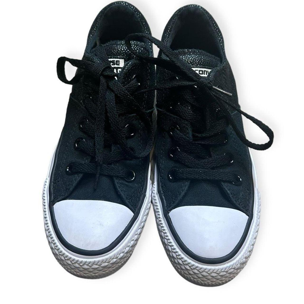 Shoe department women's converse on sale