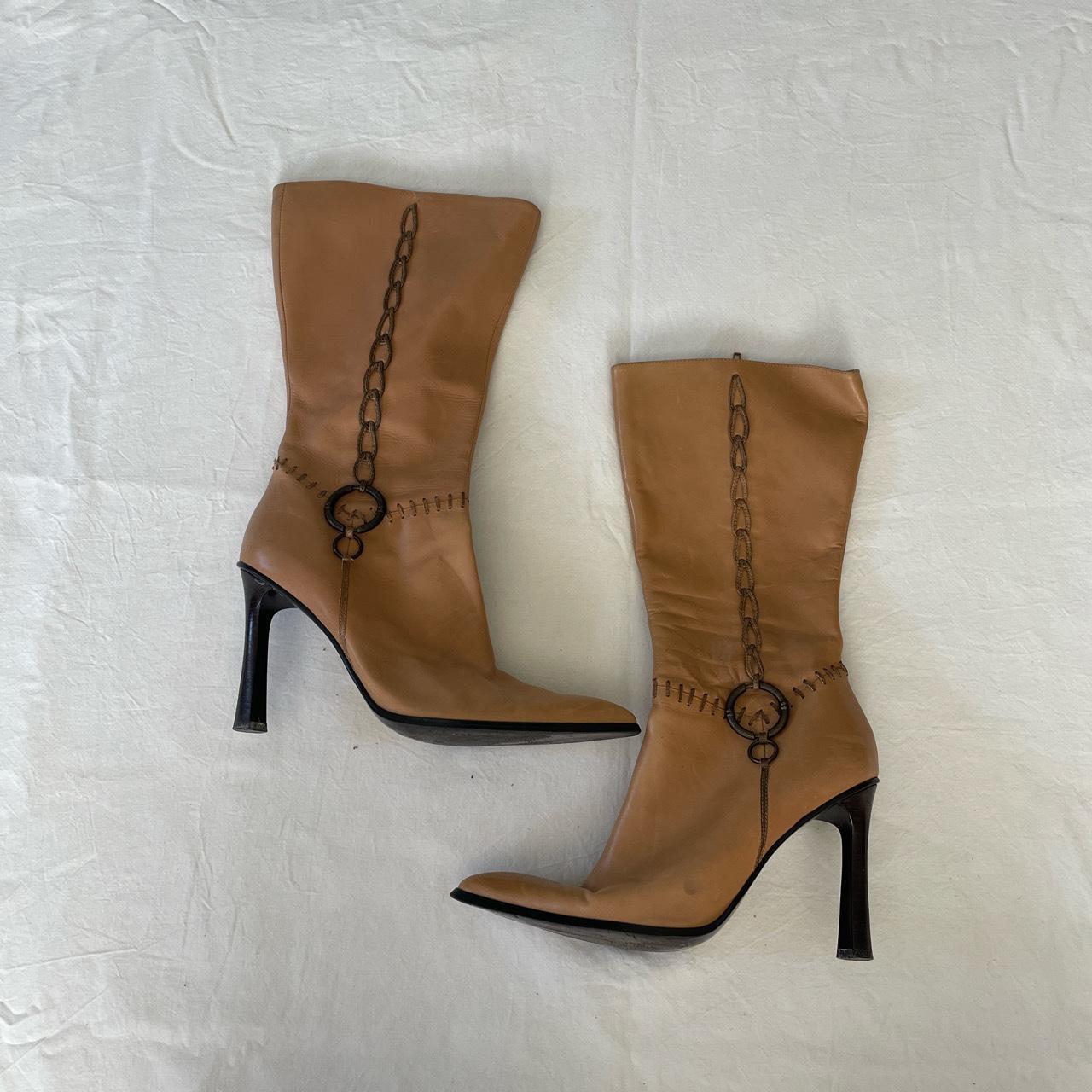 brooks shoes outlet store near me