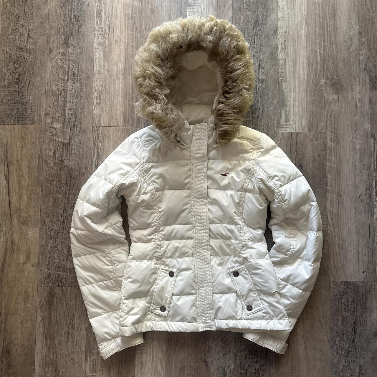 Y2k fur-jacket - Depop