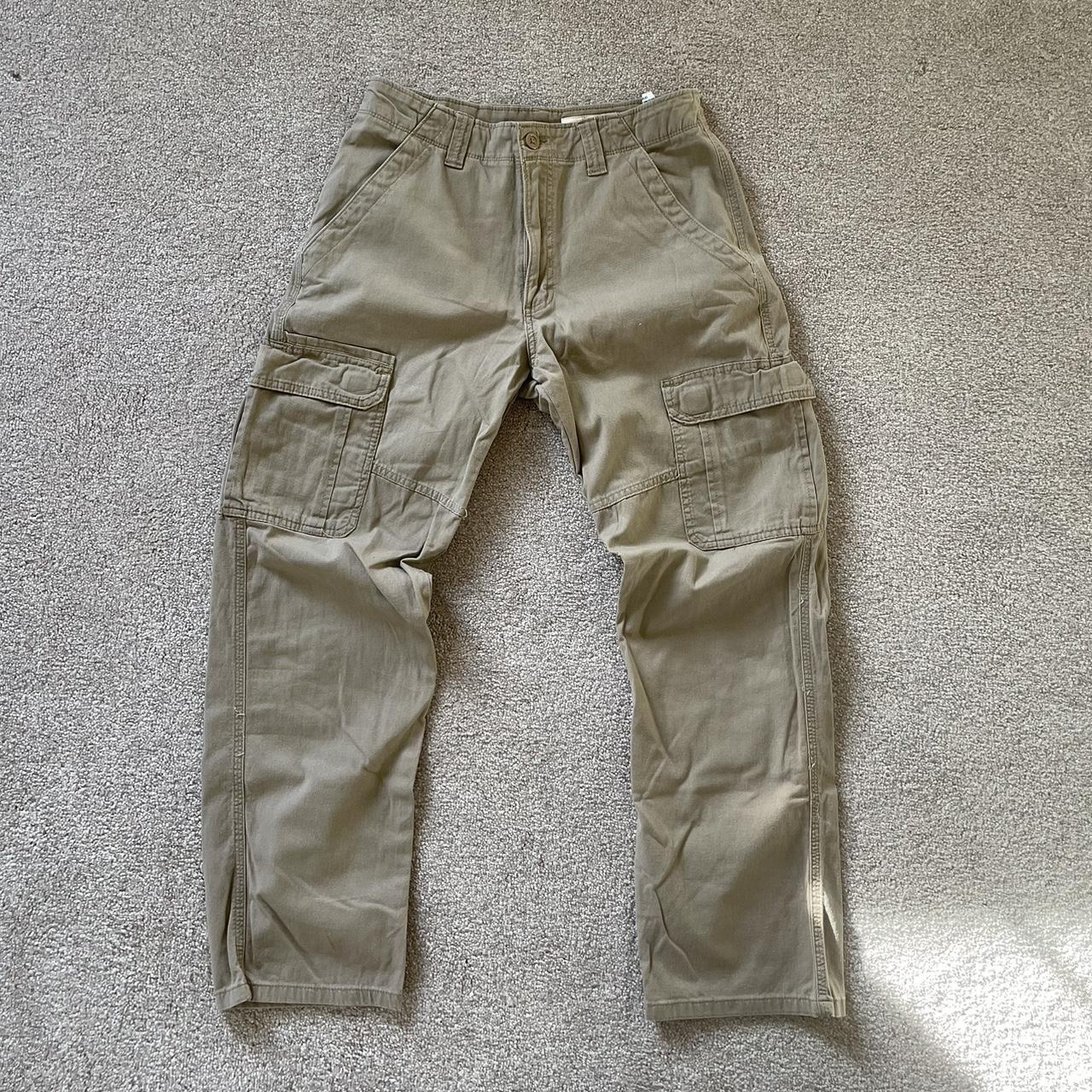 Vintage Wrangler Baggy Cargo Pants. Size 30/30. No... - Depop