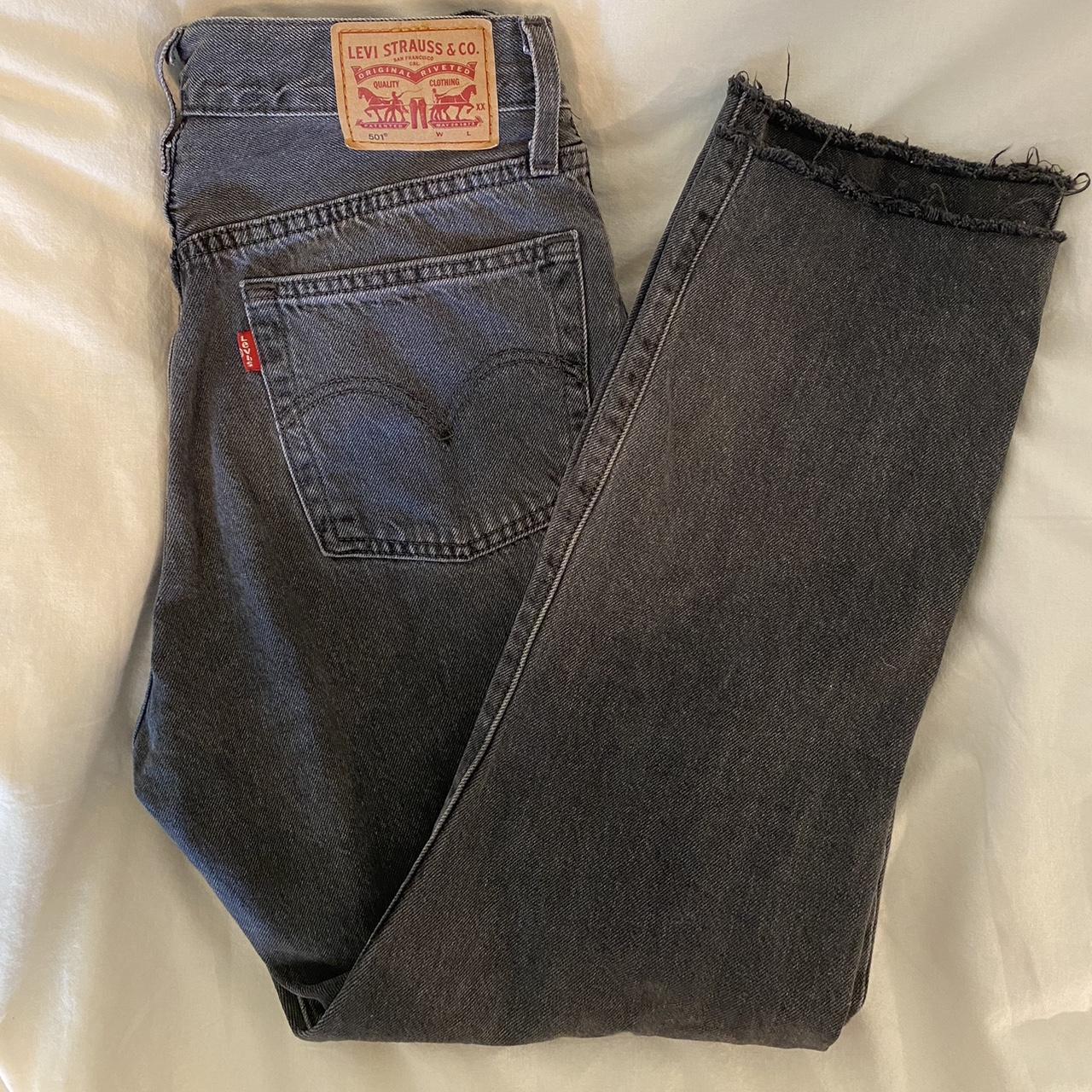 Gray levi jeans best sale