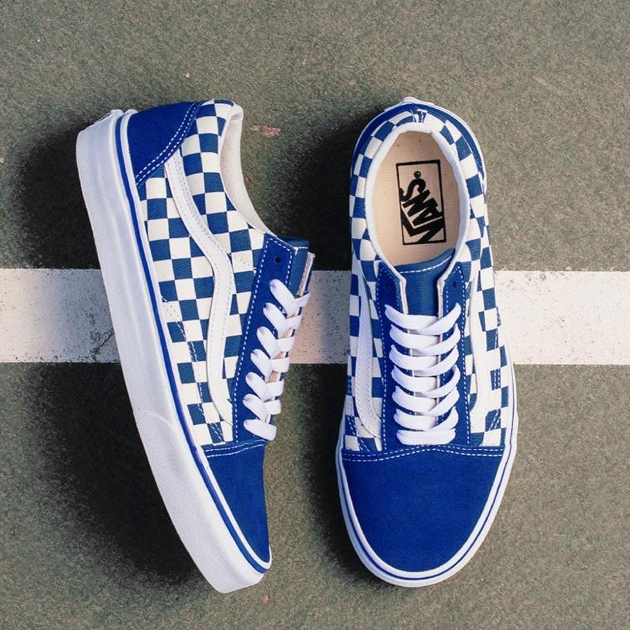 Blue old skool store checkered vans