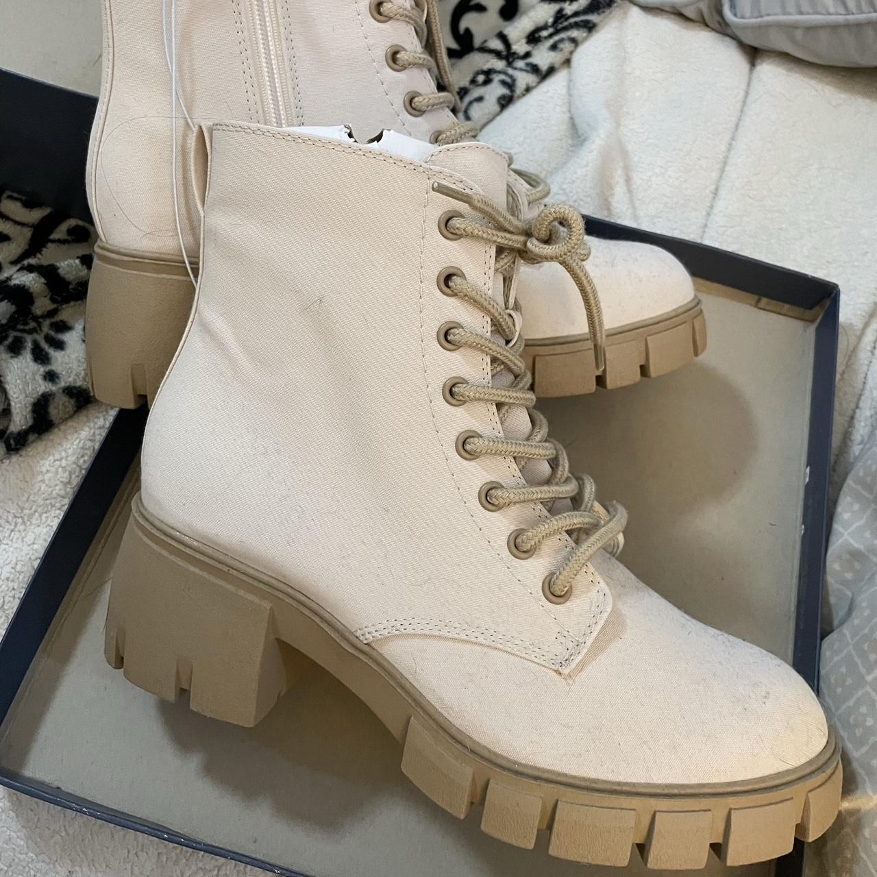 Universal Thread Women's White and Cream Boots | Depop