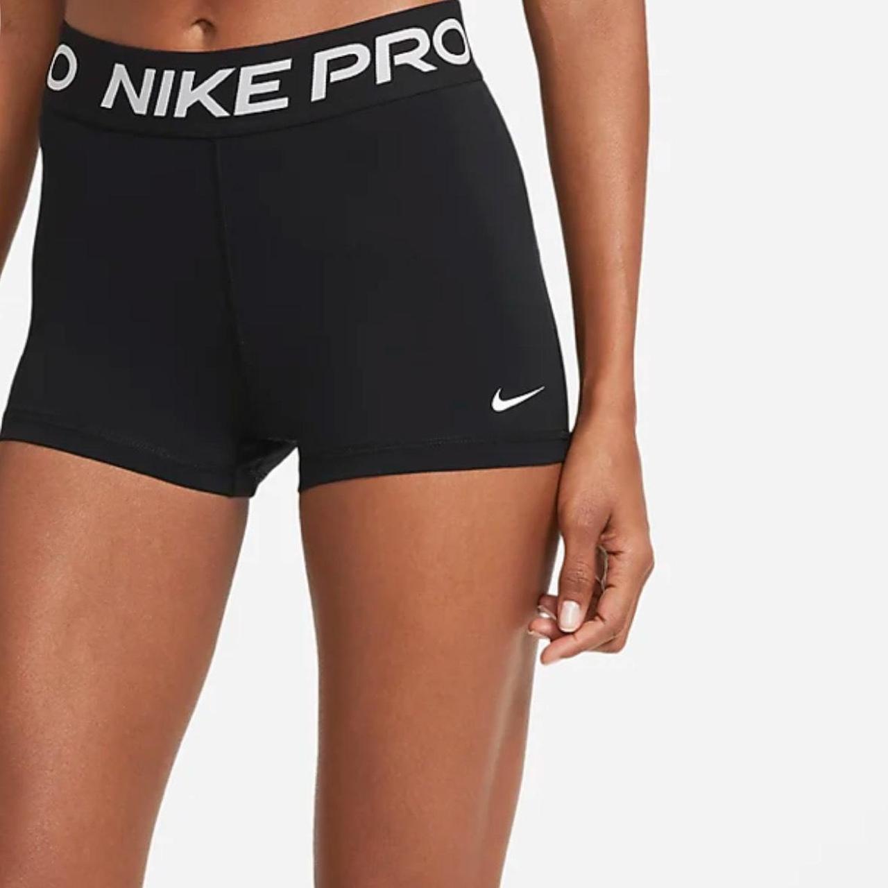 Nike Women's Black Shorts | Depop