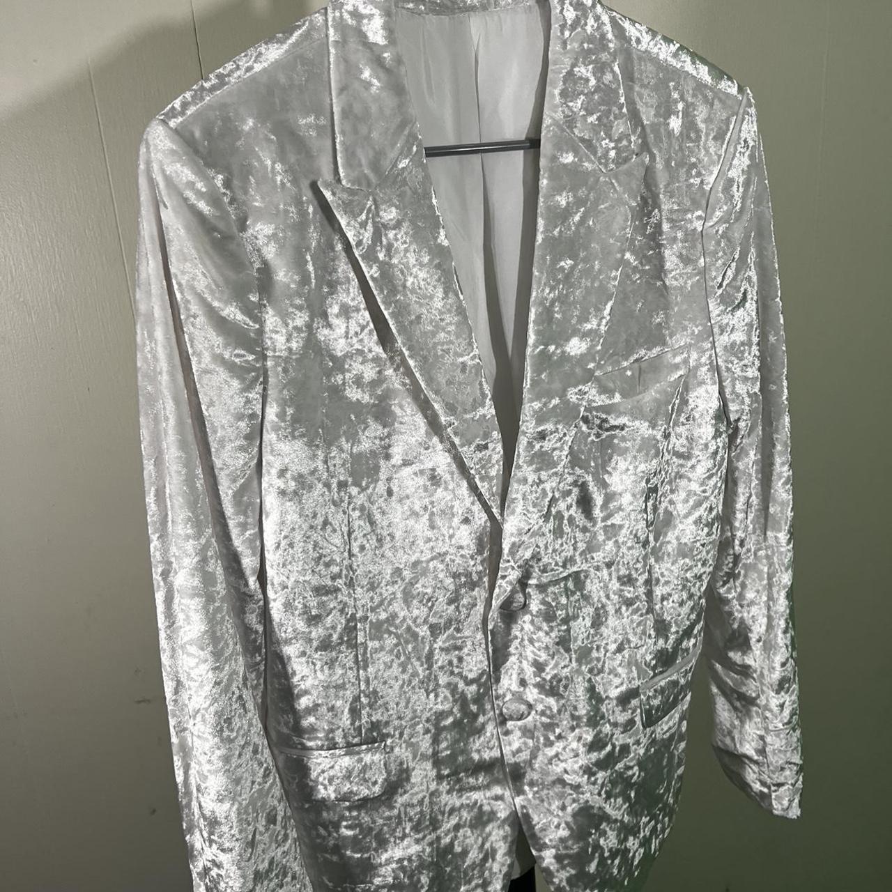 Boohoo Men's White and Grey Suit Depop