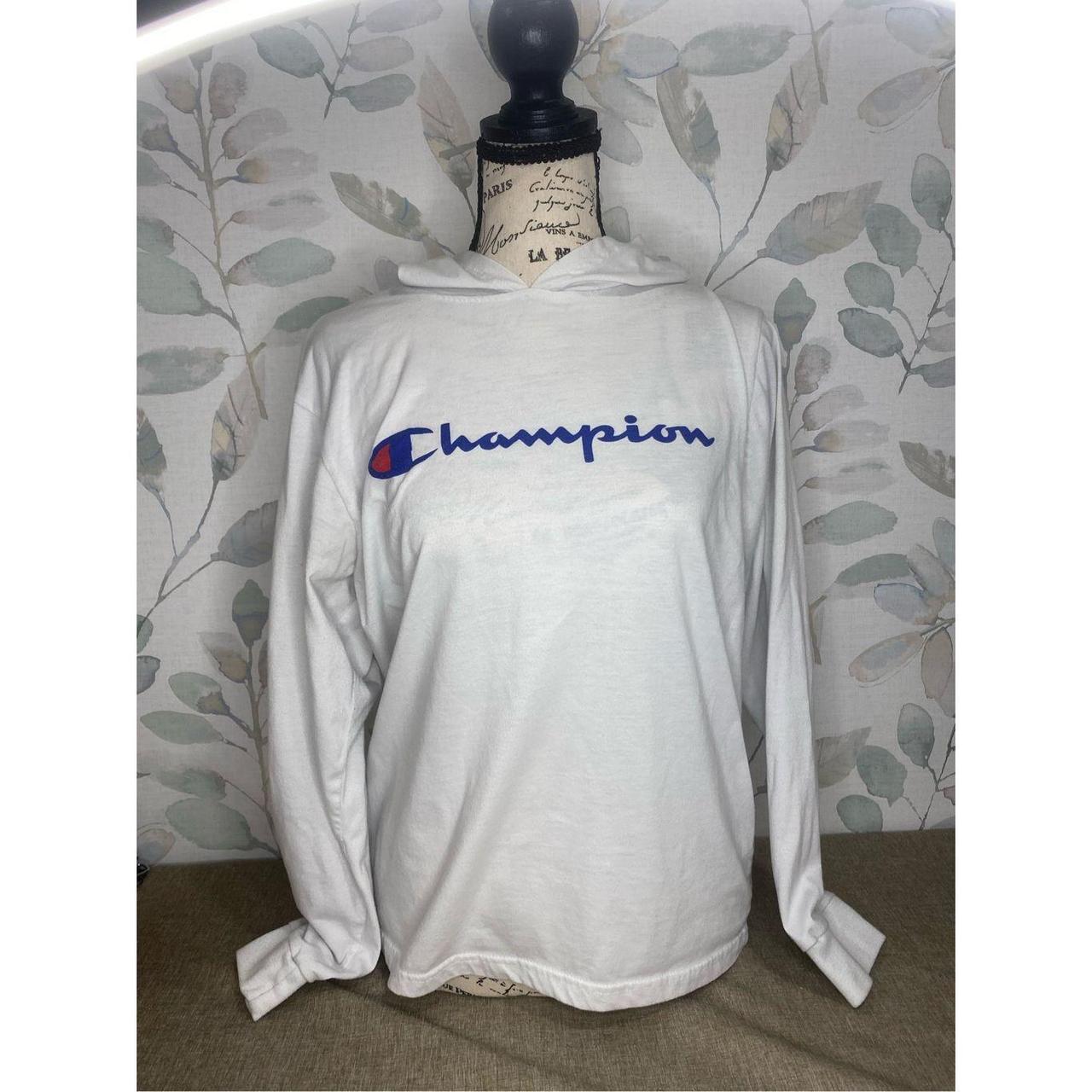 Pre-Owned Champion Women's Size M Sweatshirt