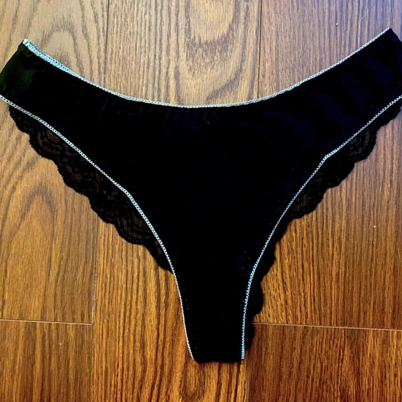 Women’s Black & Teal Laced Thong Type Panties 1