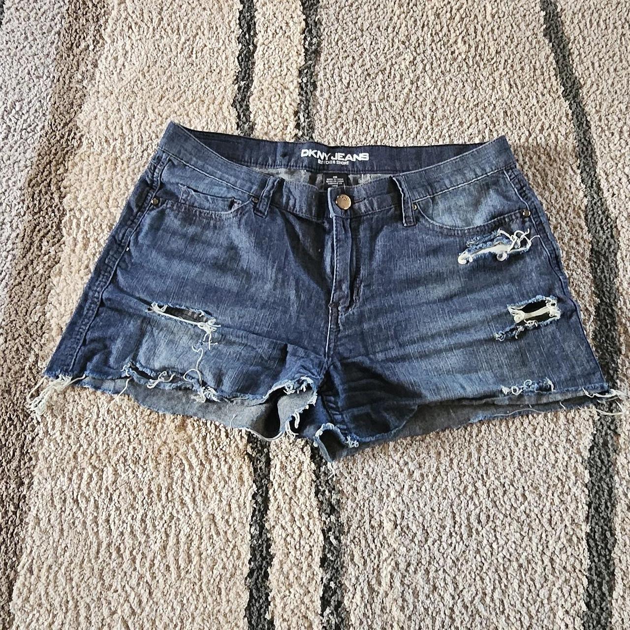 item listed by g_n_j