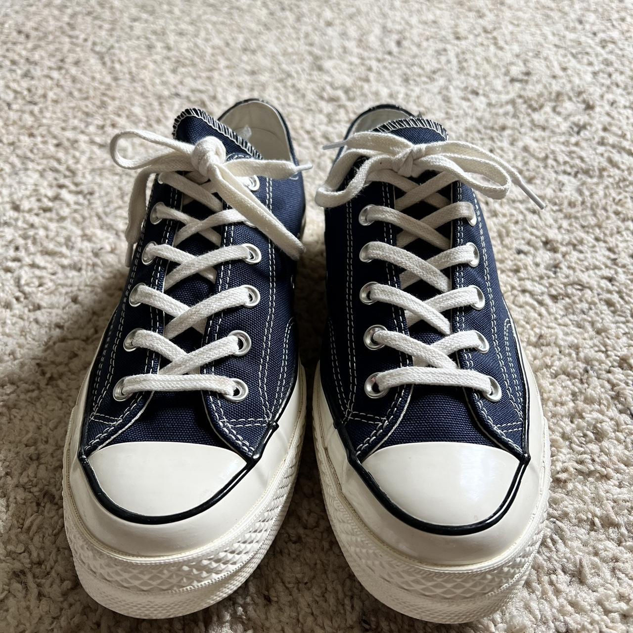 Converse Men's Navy and White Trainers | Depop