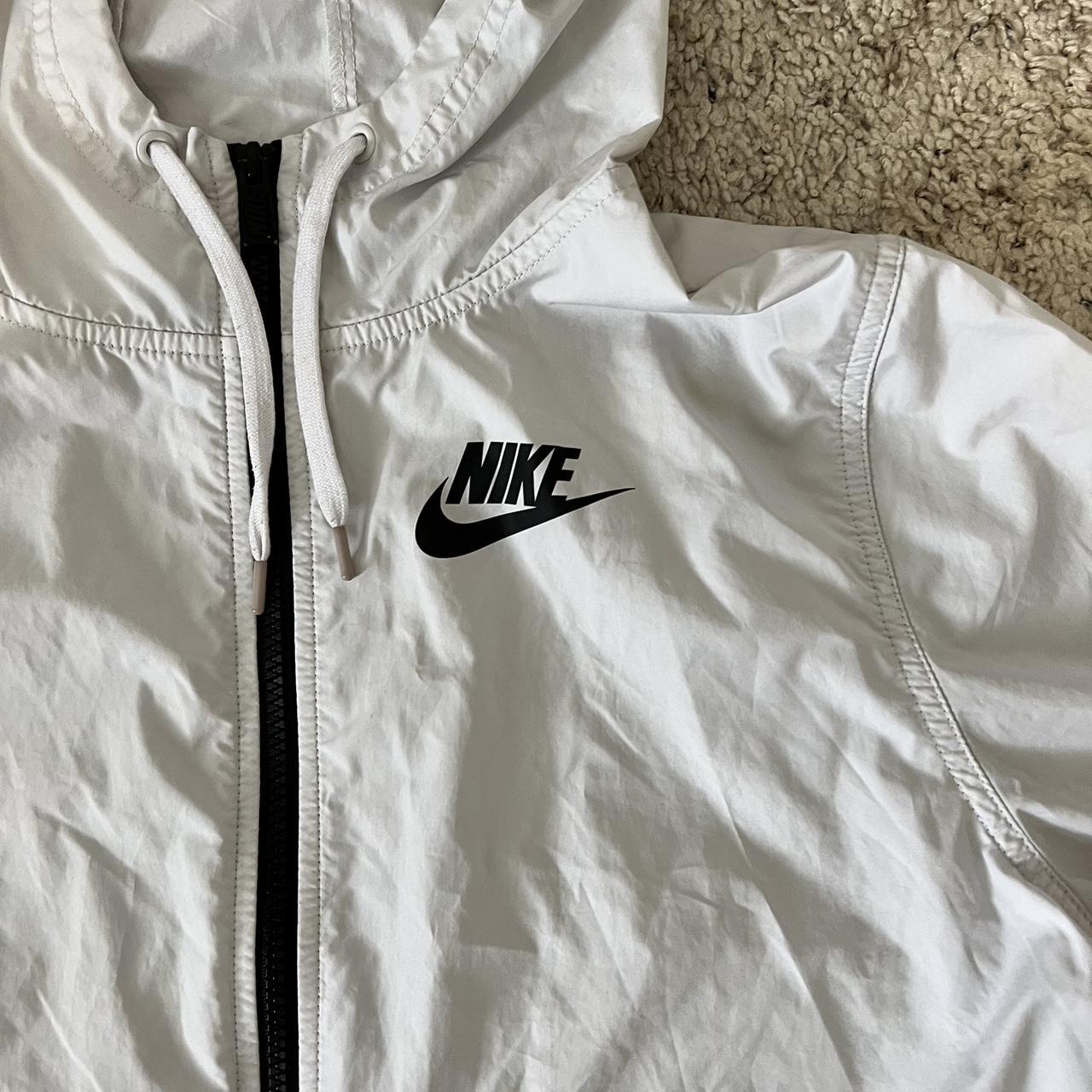 Dope Vintage Nike Windbreaker Size (L) Very nice... - Depop