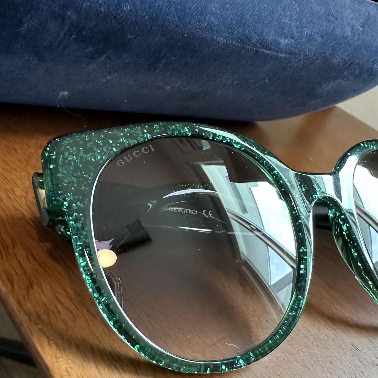 Gucci green glitter sunglasses hotsell