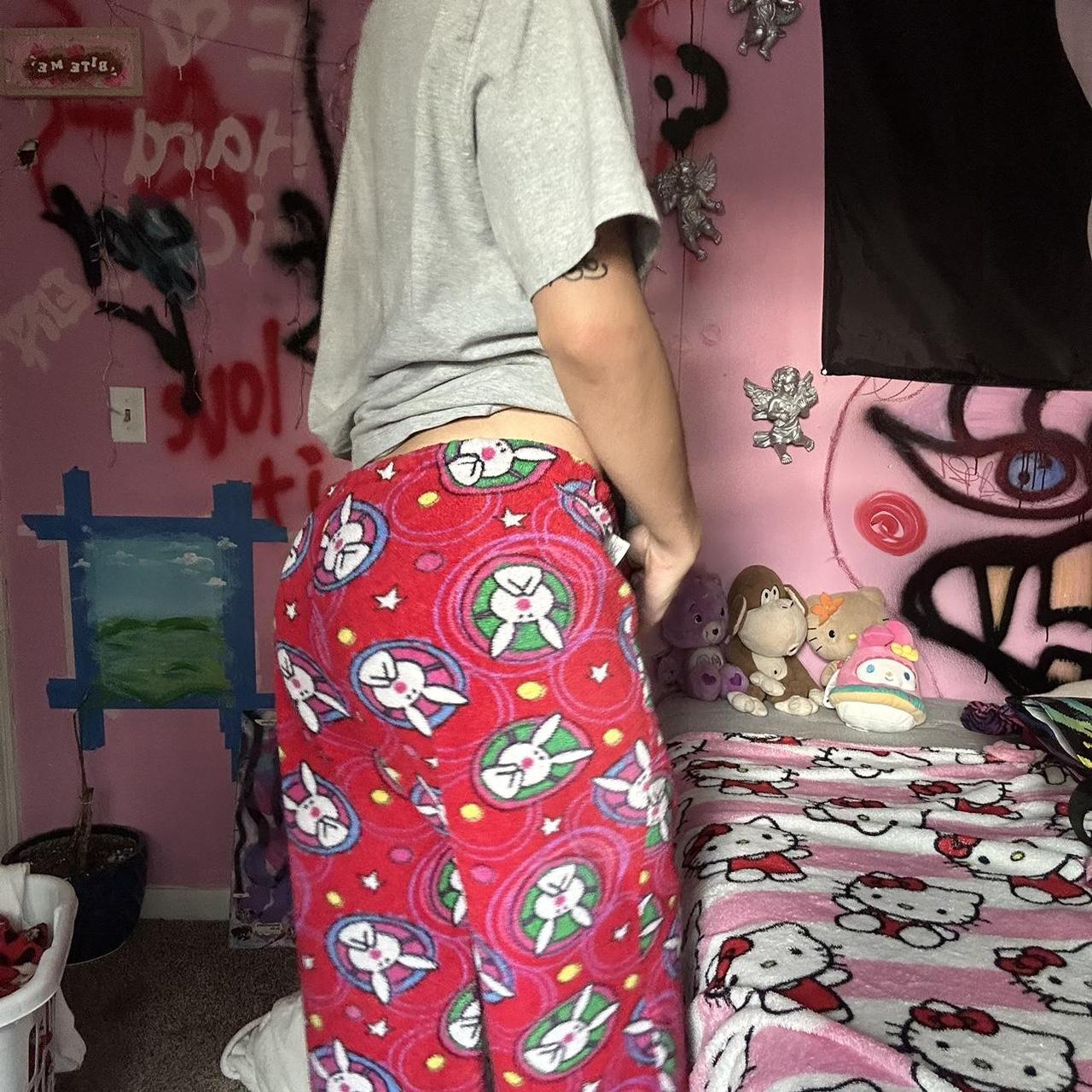 item listed by 2007closet