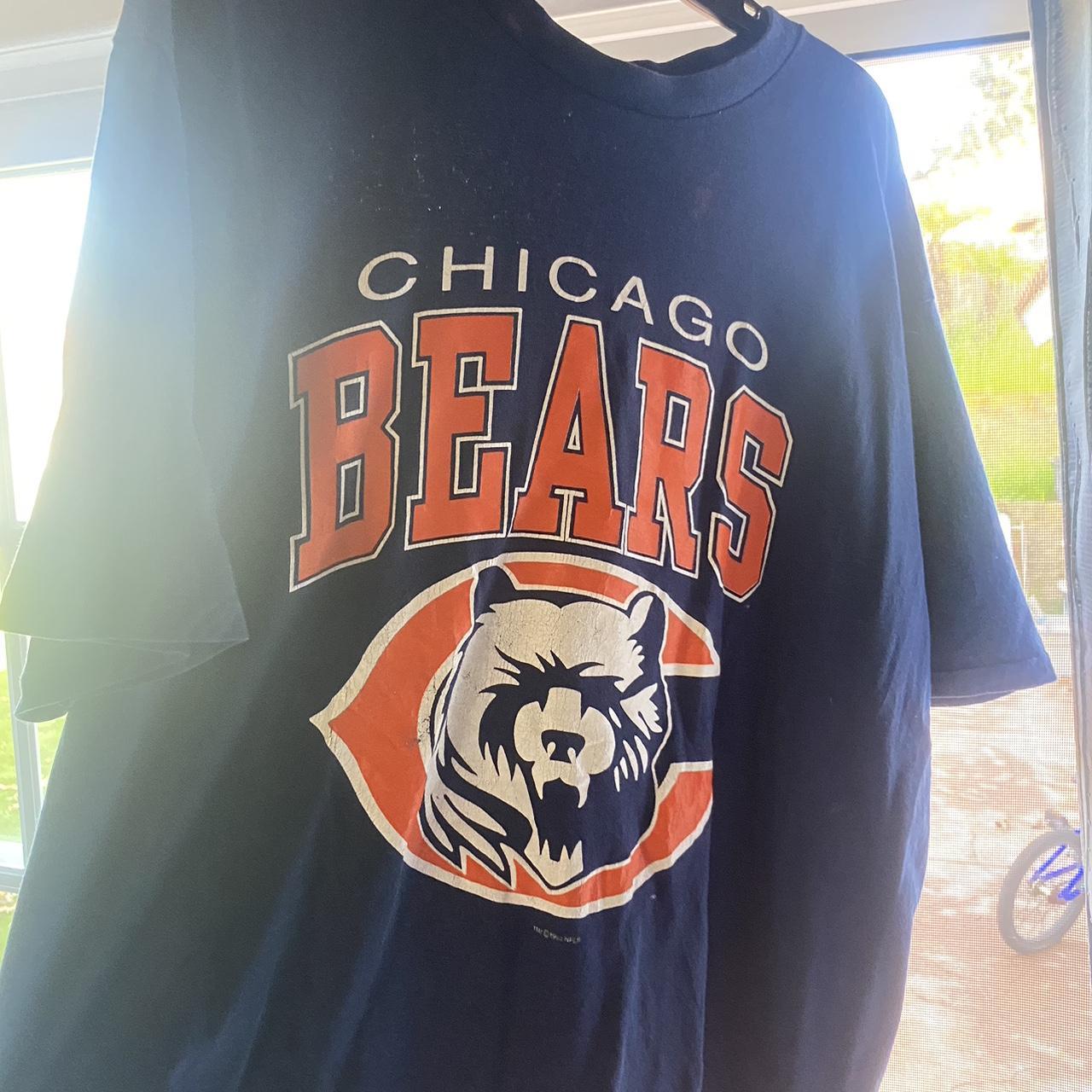 Vintage Chicago Bears tee Big design on chest Size - Depop