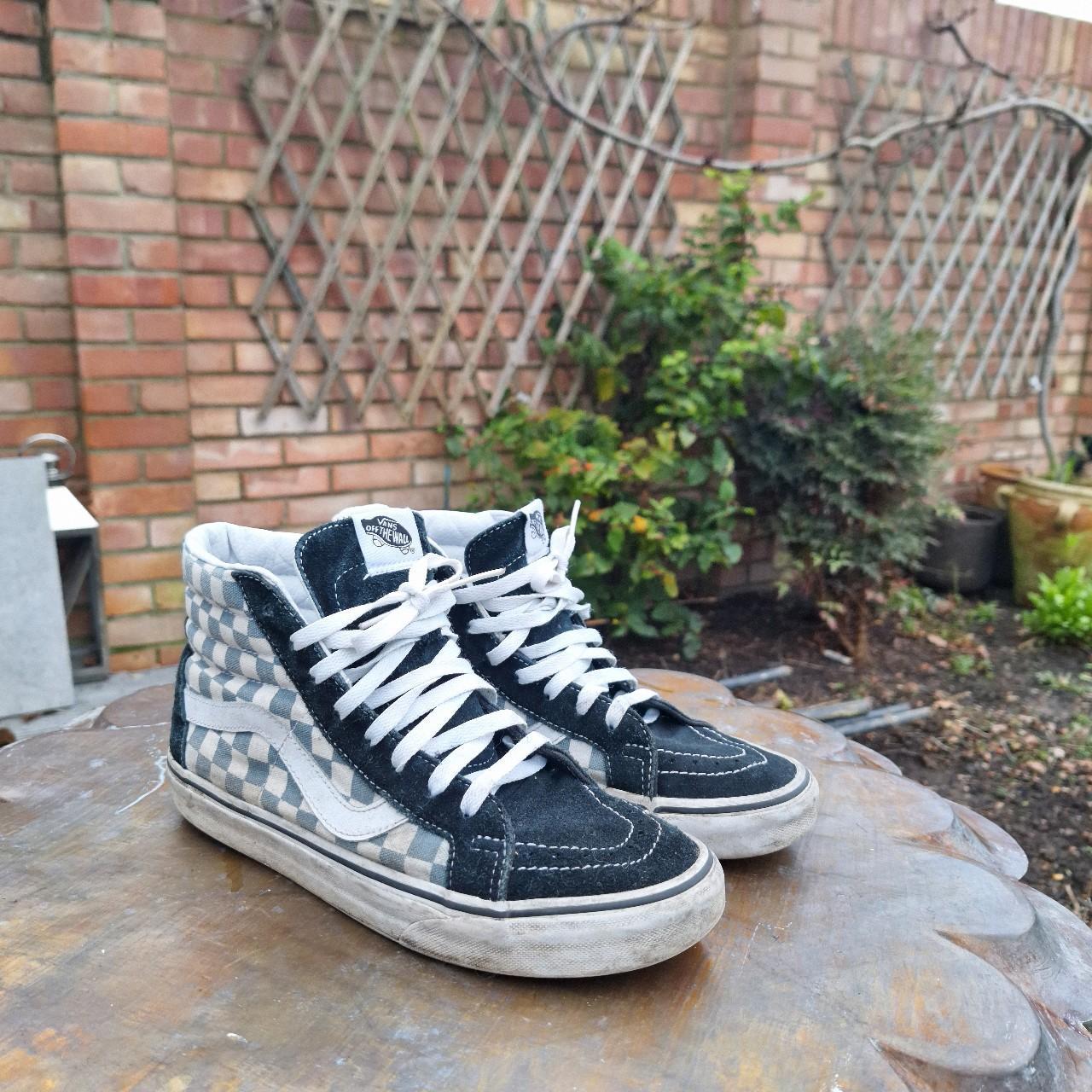 Vans sk8 hi deals checkerboard on feet