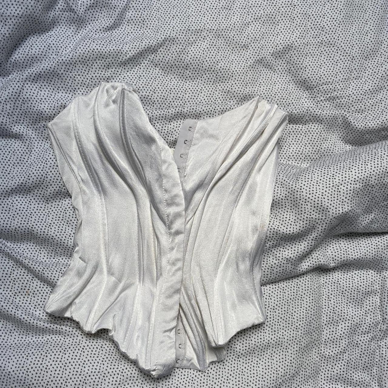 Zara Women's White Corset Depop