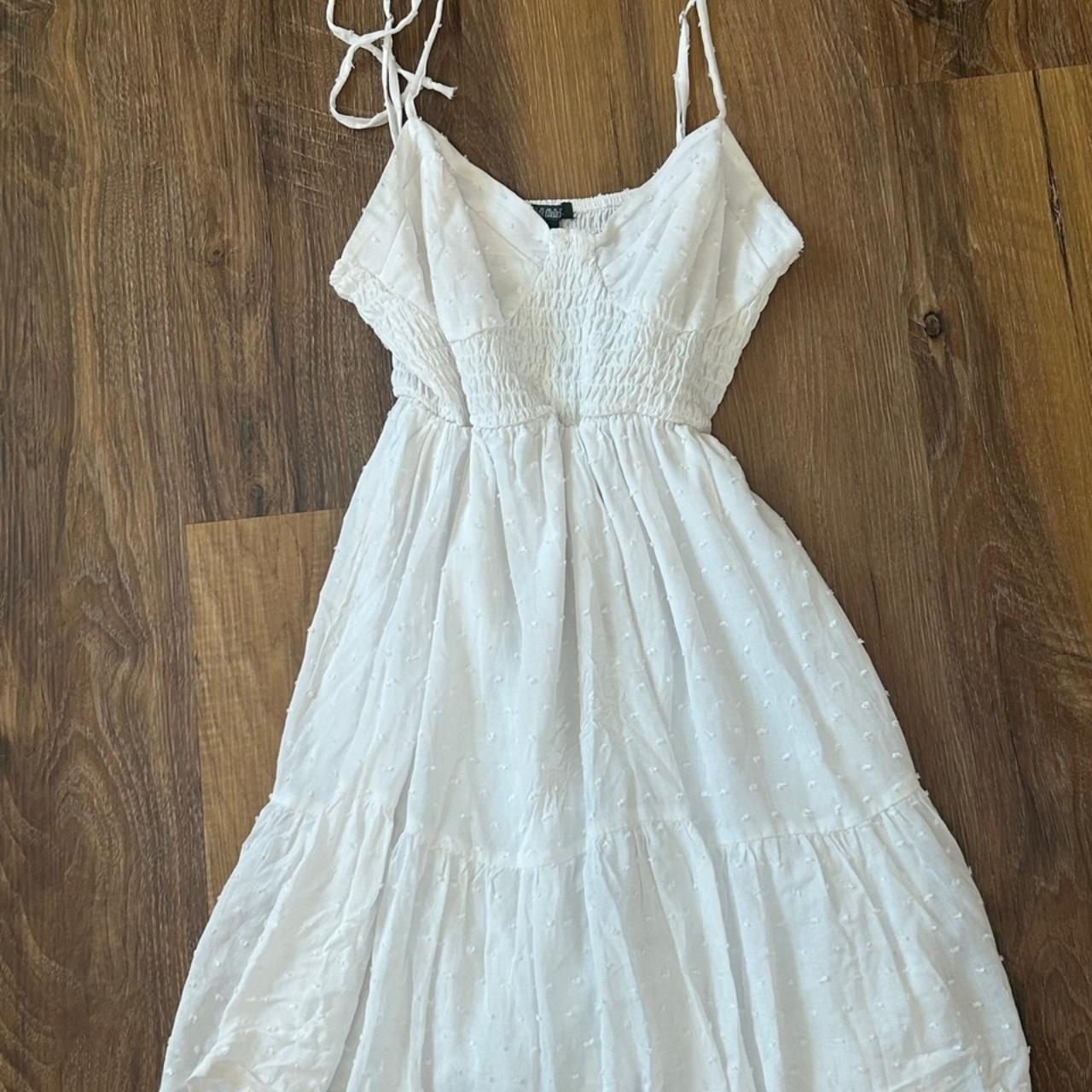 Flowy white summer dress, size small, it's not... - Depop