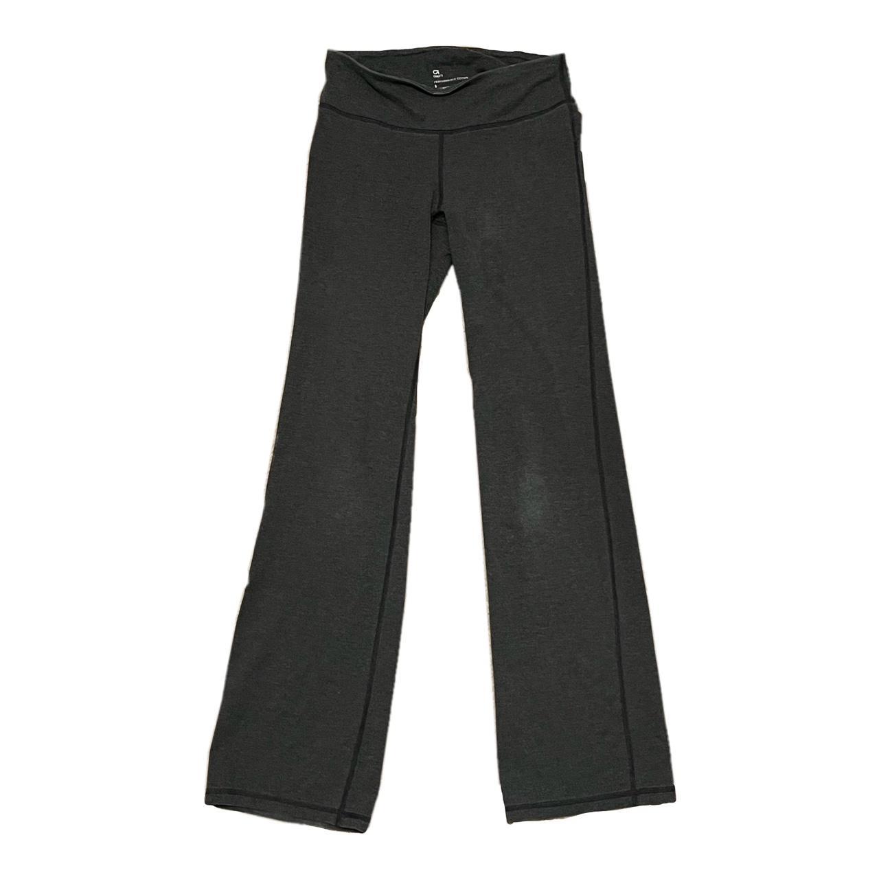 GapFit Women's Grey Joggerstracksuits Depop