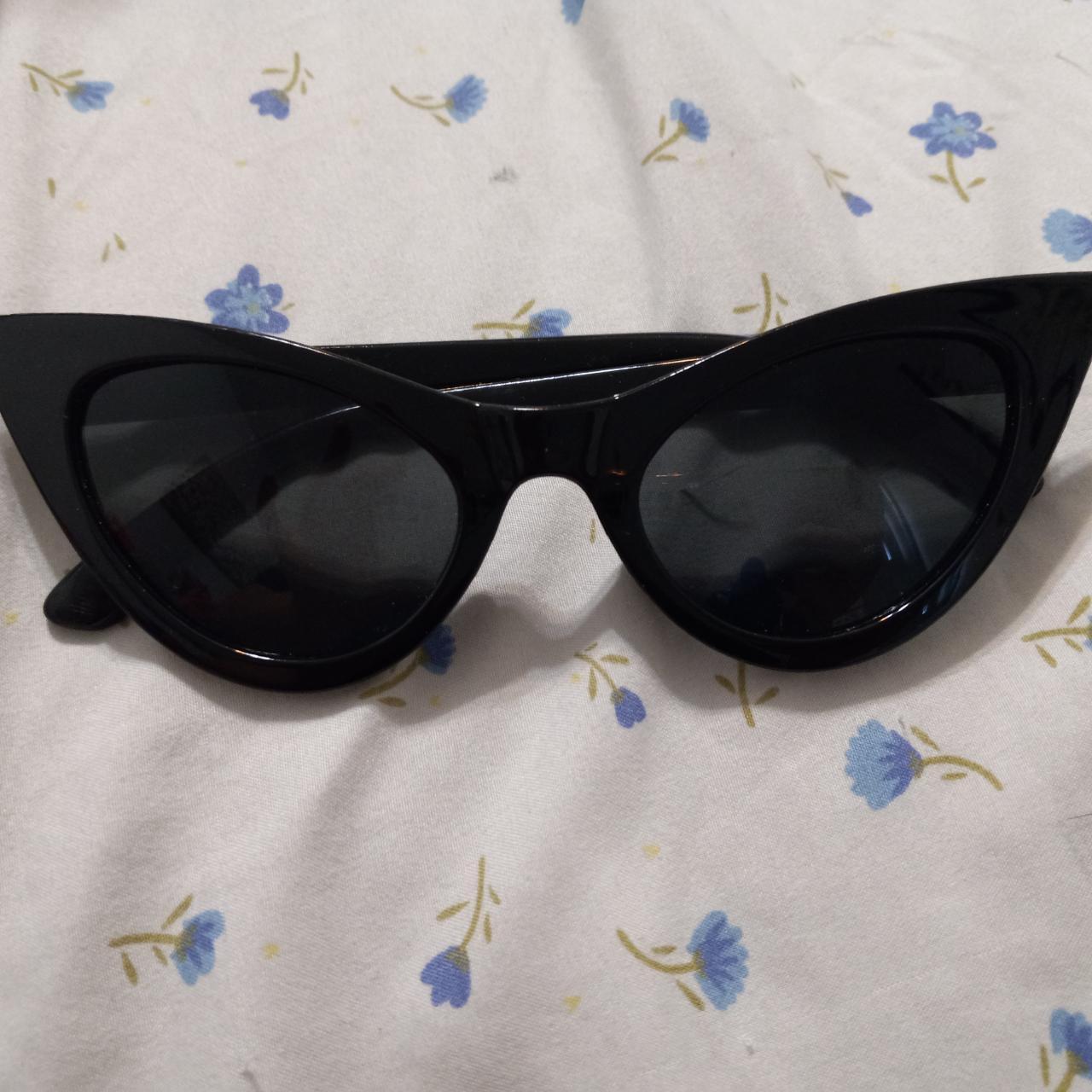 Vintage 90s sunglasses, for collection of wear. - Depop