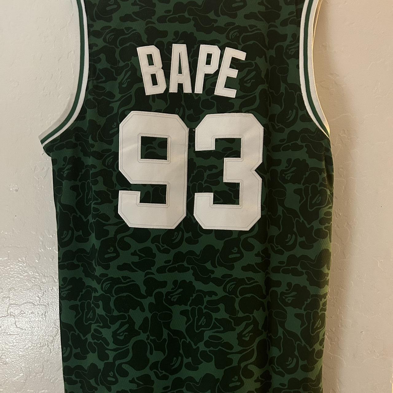 A bathing ape X Mitchell & ness Celtics jersey, Size...