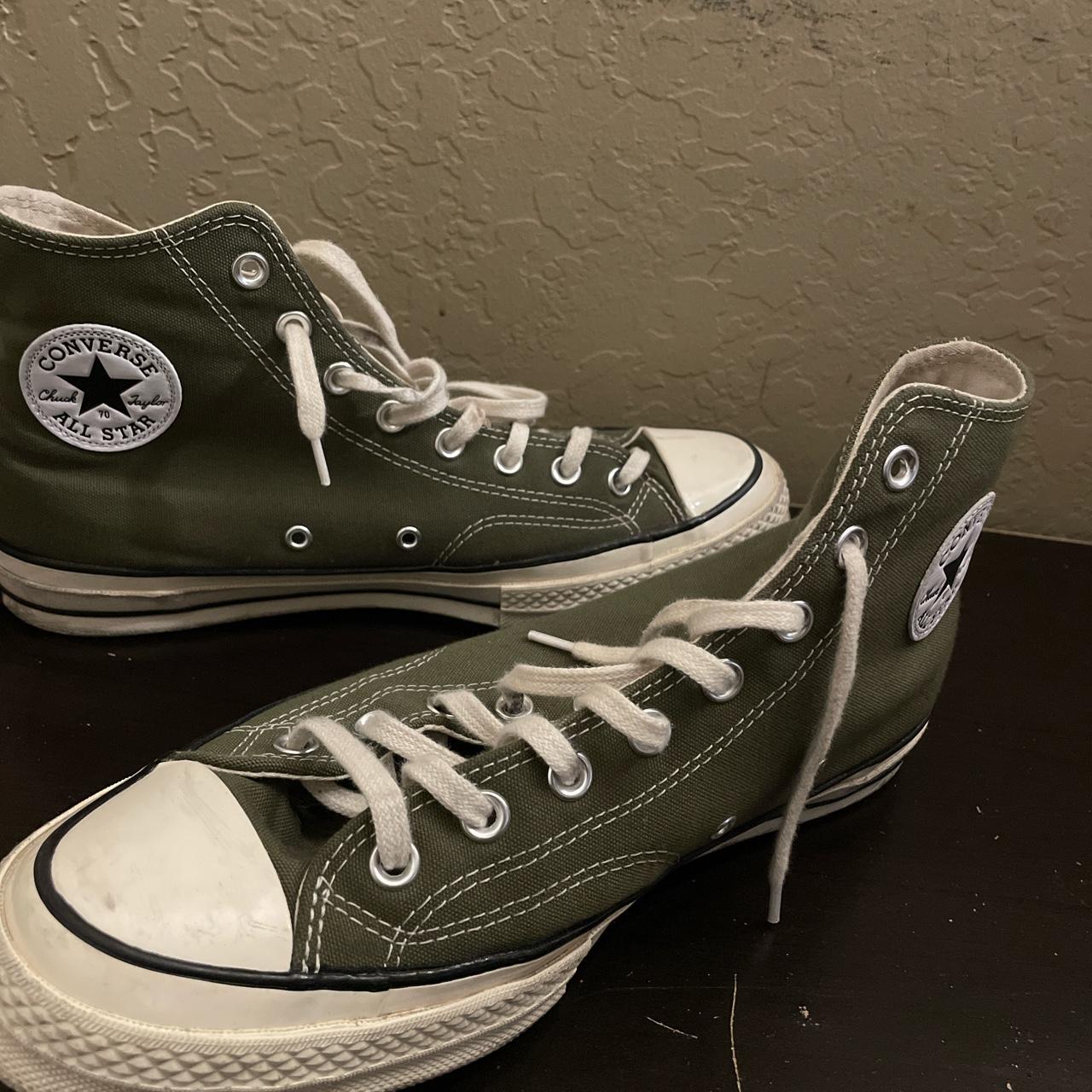 Converse Men's Green and Cream Footwear | Depop