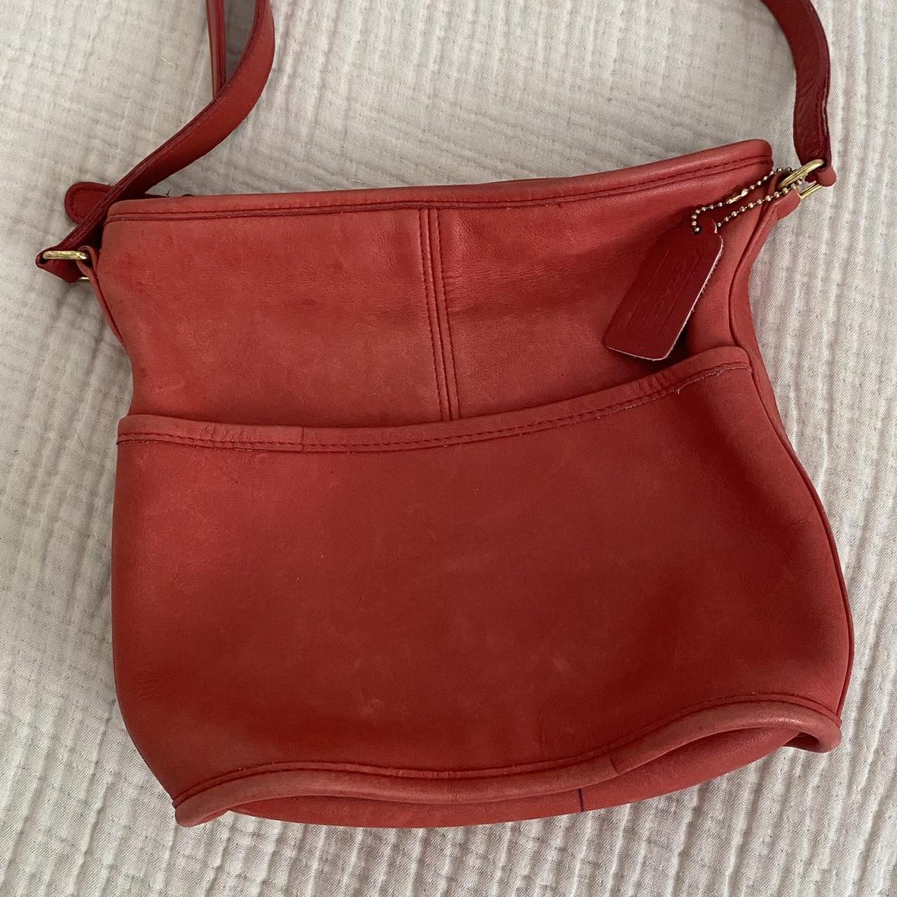 PRICE DROP!!! Adorable round Coach Poppy crossbody - Depop