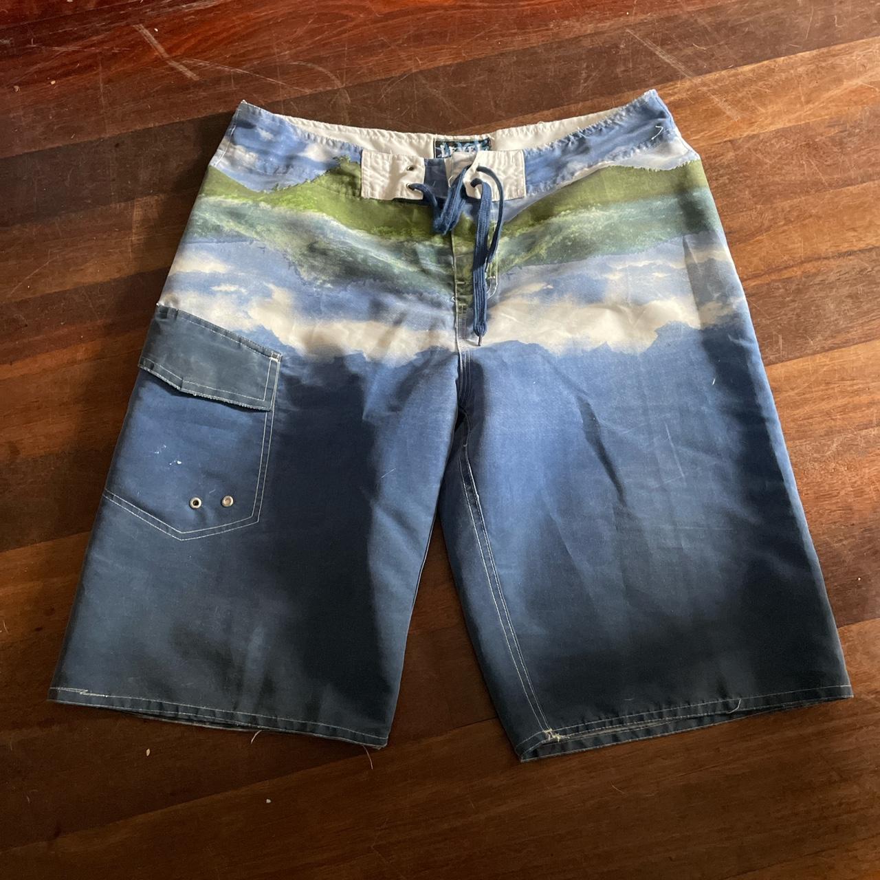 sick 90s LEVEL board shorts - Depop