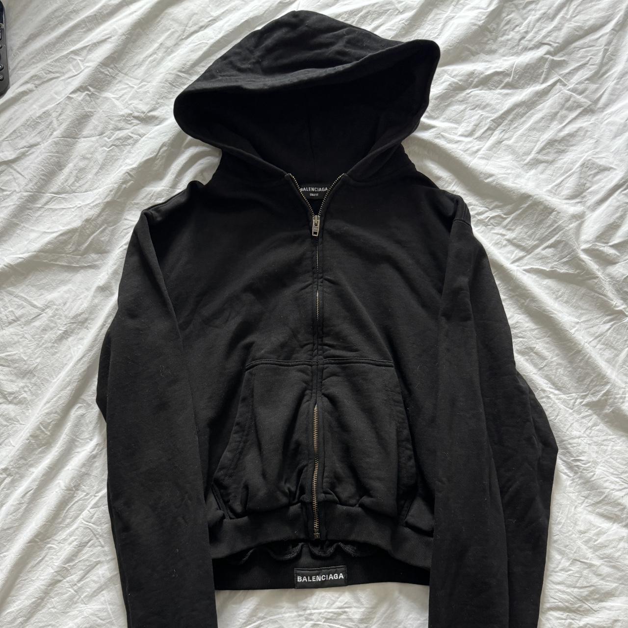 BALENCIAGA 24SS CROPPED HOODIE BLACK 【2】 BALENCIAGA 24SS CROPPED HOODIE BALENCIAGA 24SS CROPPED HOODIE