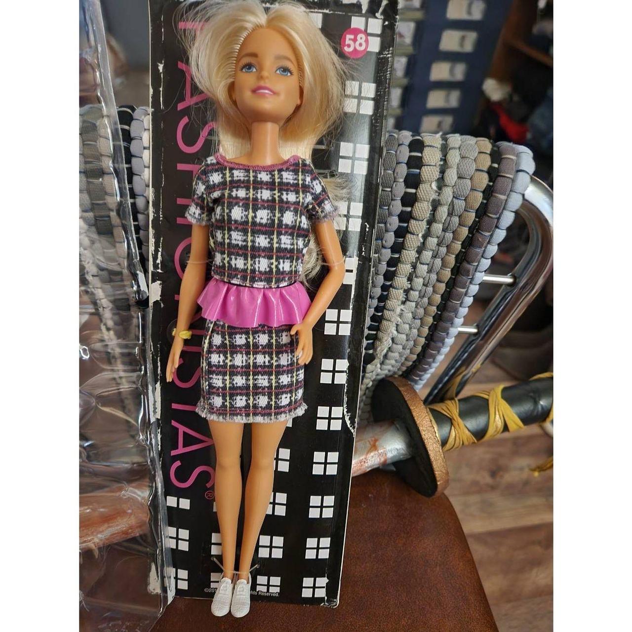 Barbie fashionista 2024 58