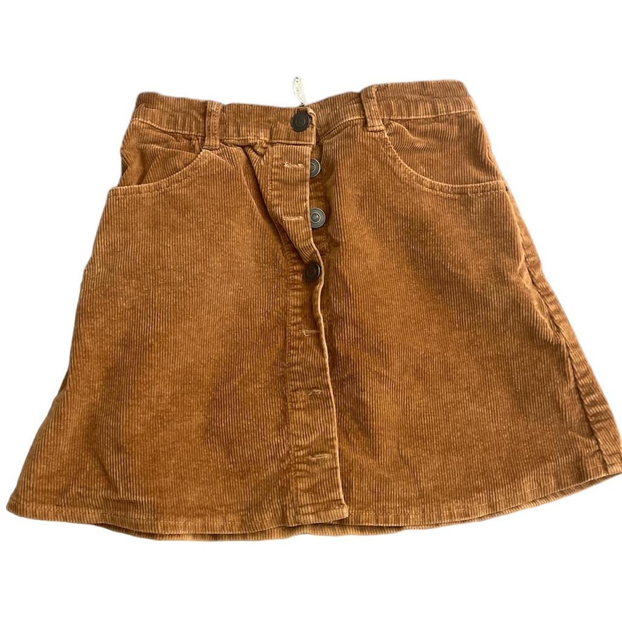 brandy melville corduroy mini skirt -tag is damaged... - Depop