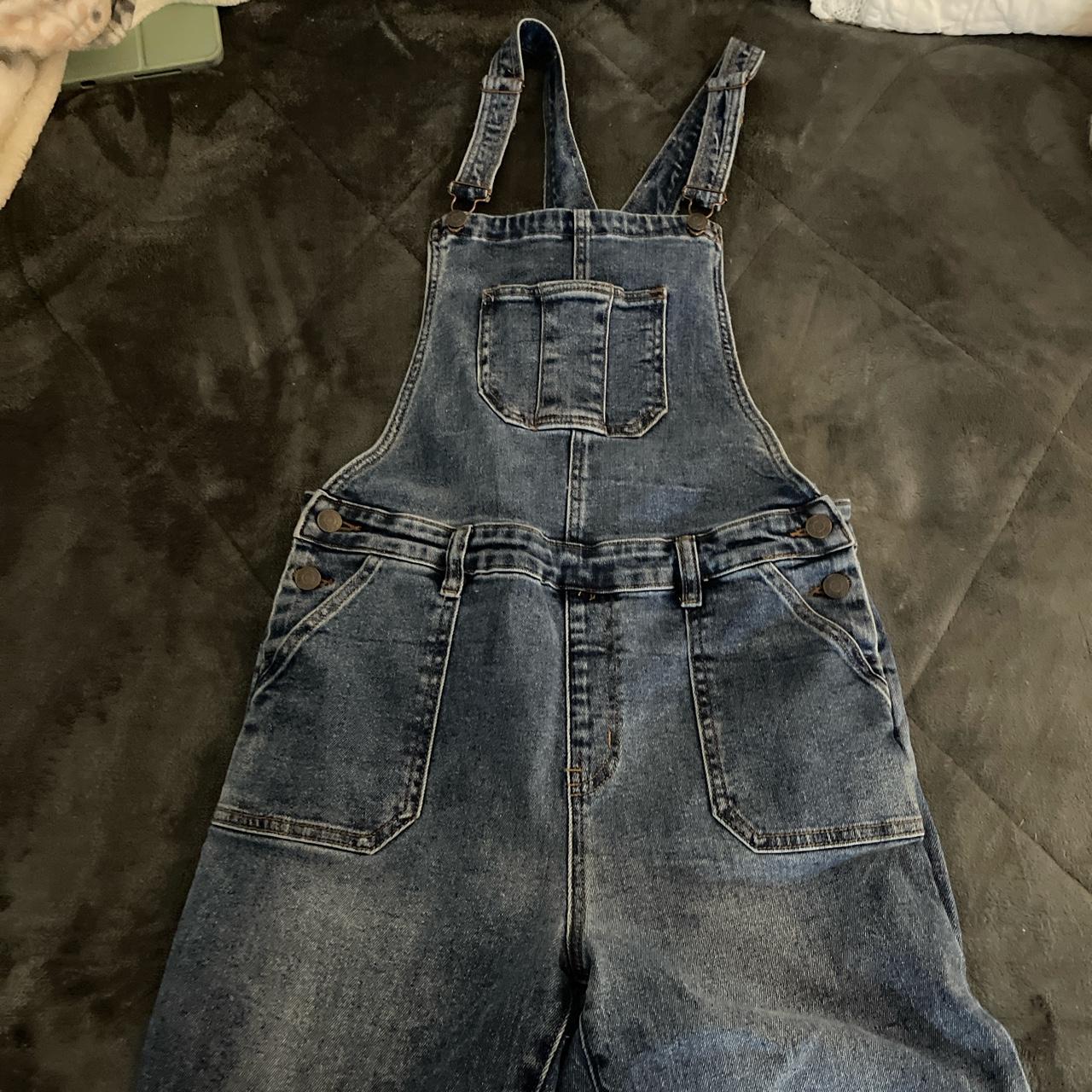 Super cute straight, legged overalls. - Depop