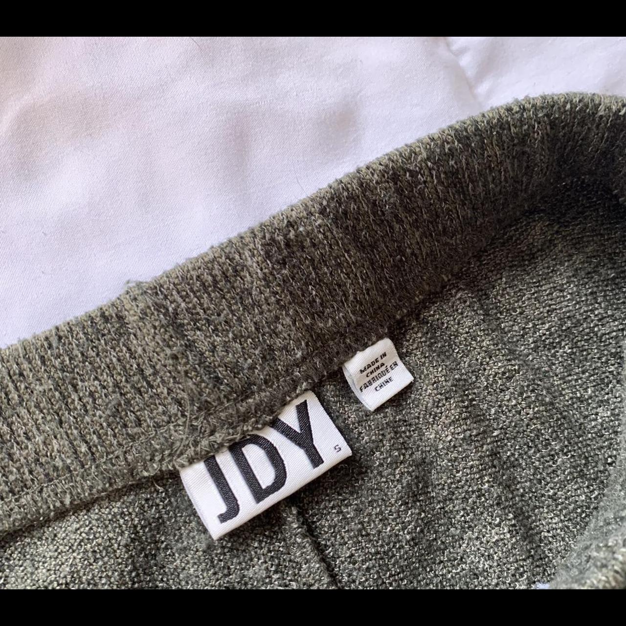 JDY Women's Khaki Trousers (3)
