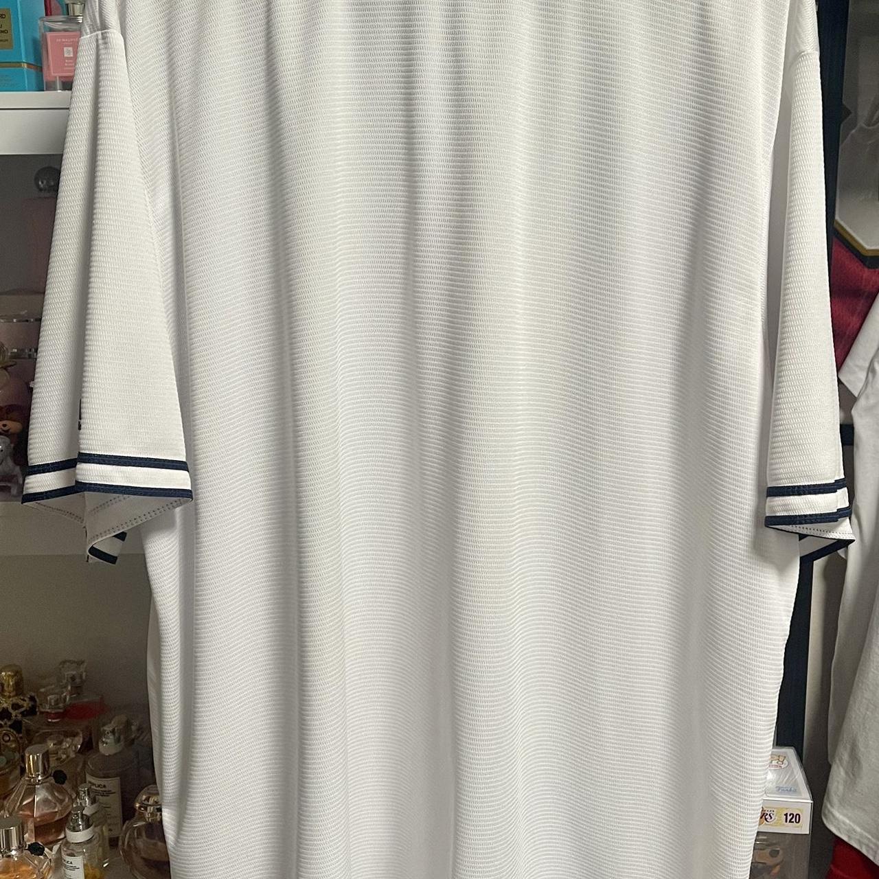 White San Diego Padres basbeball jersey Majestic - Depop