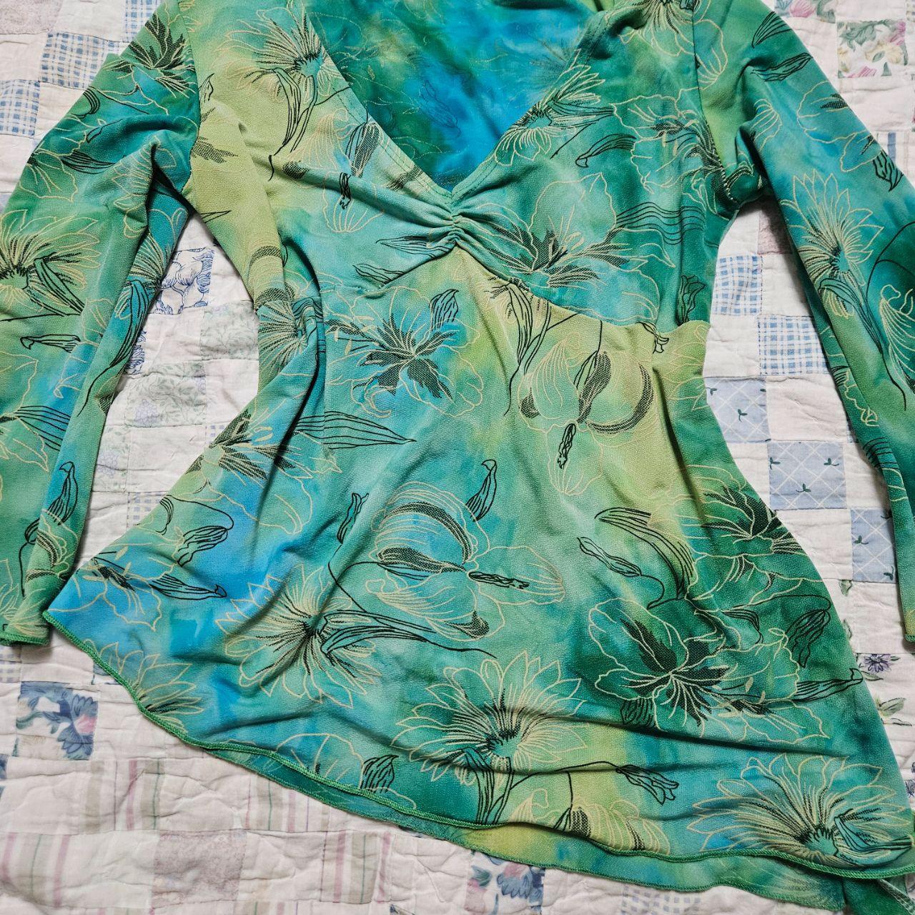 Source Unknown Women's Crop top - Green/Multi - S… - image 1