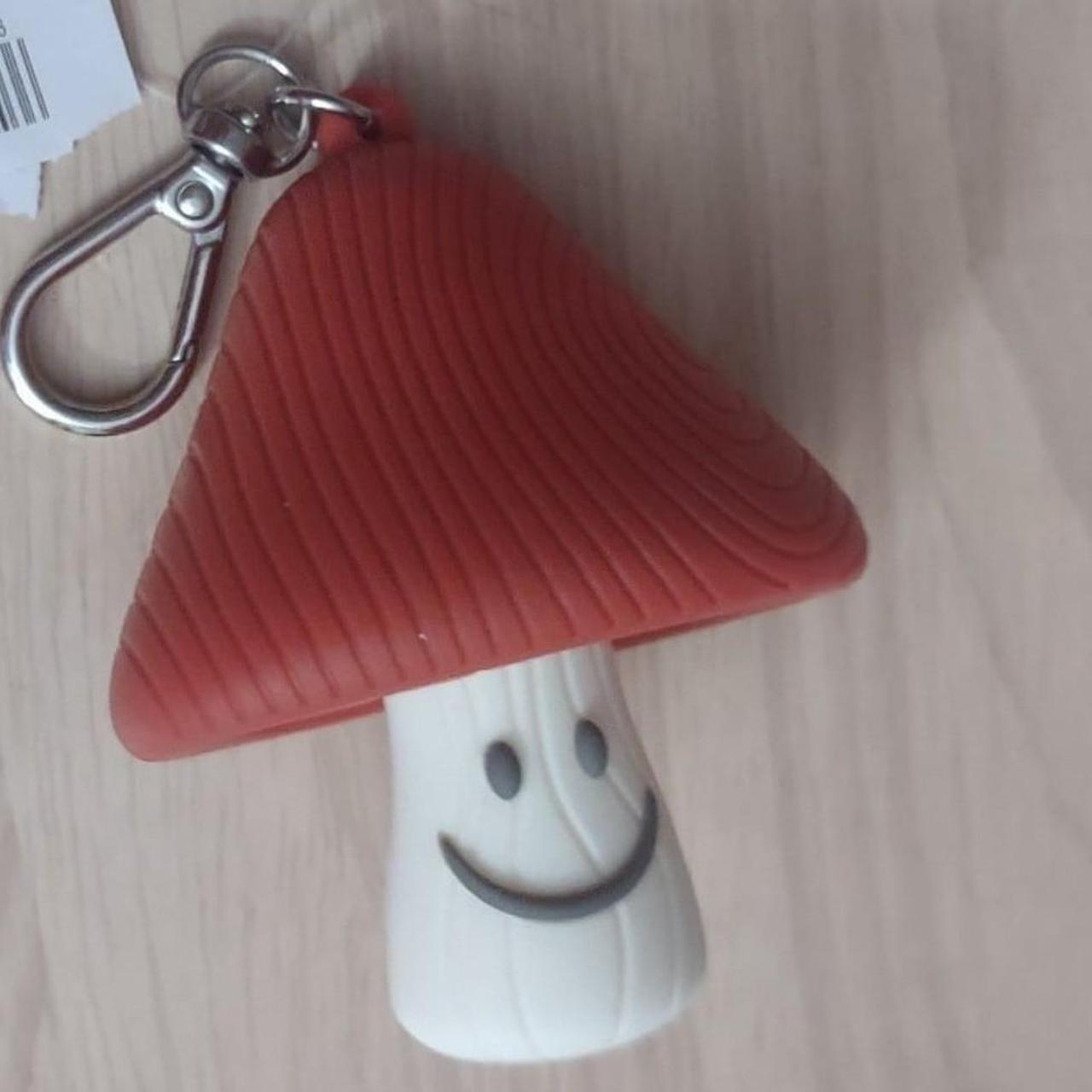 On sale 3 Mushroom Pocketbac Holders