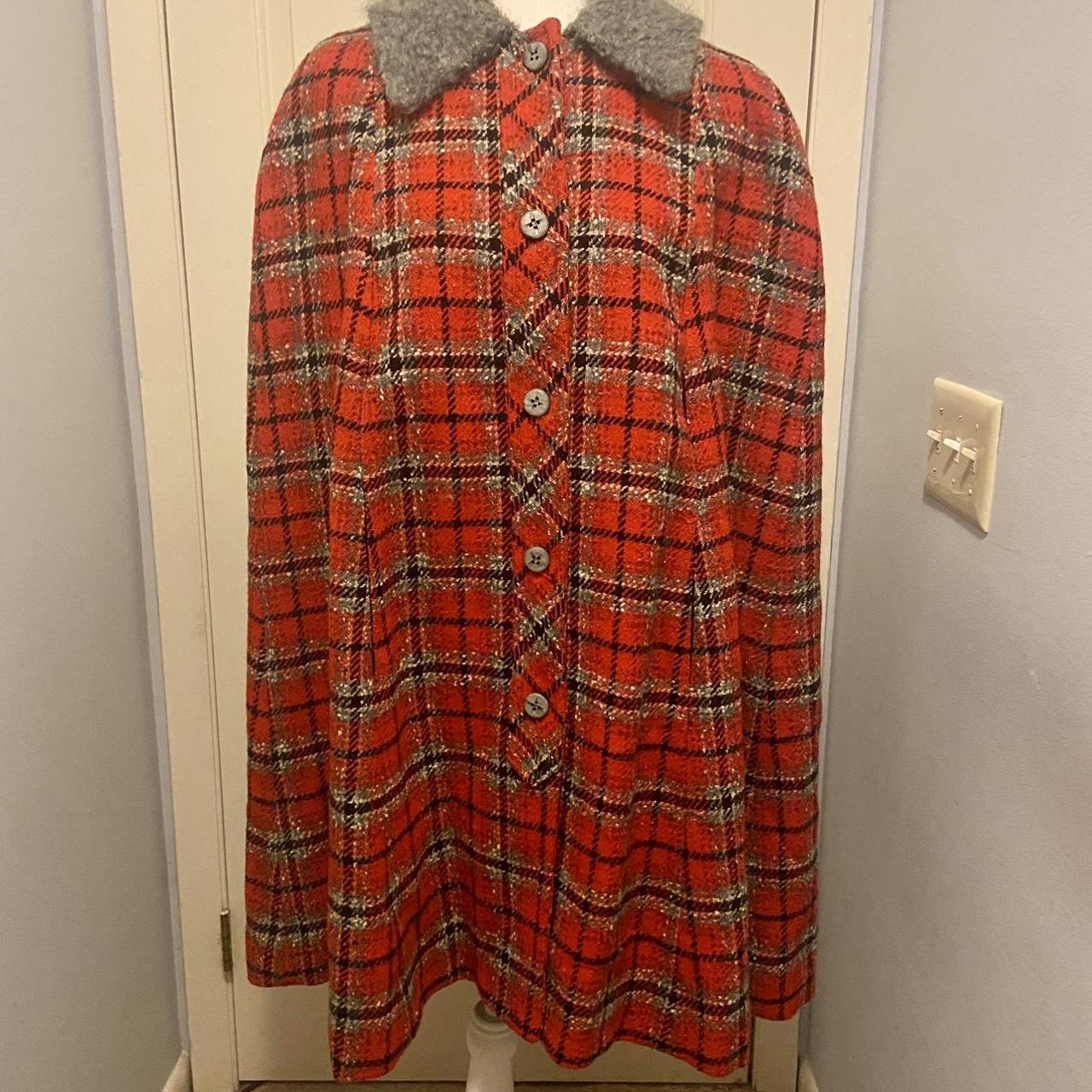 VINTAGE 40s Pendleton wool cape and matching skirt....