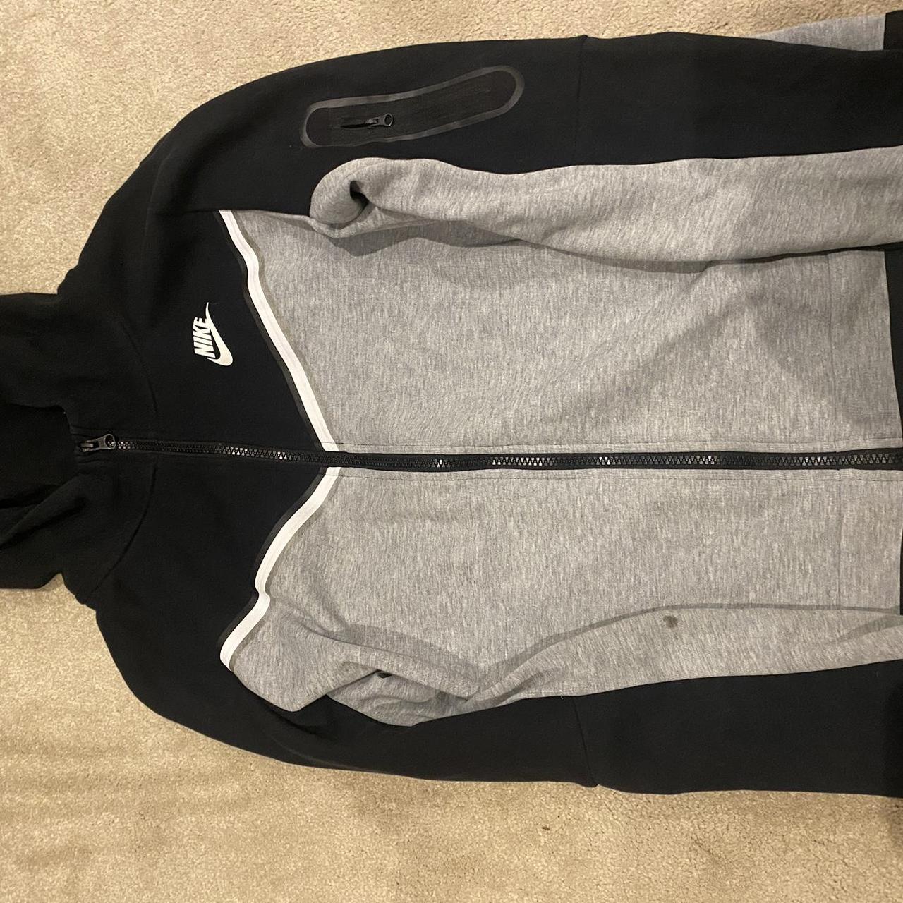 niketech fleece grey