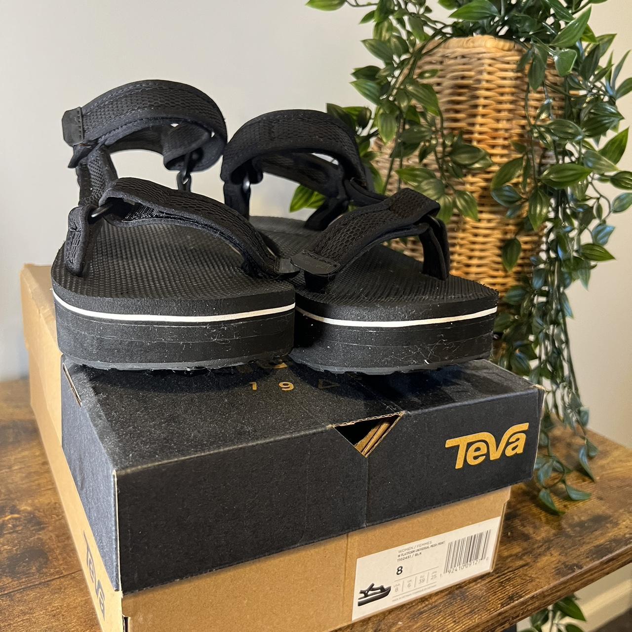 Teva Women's Black Sandals | Depop